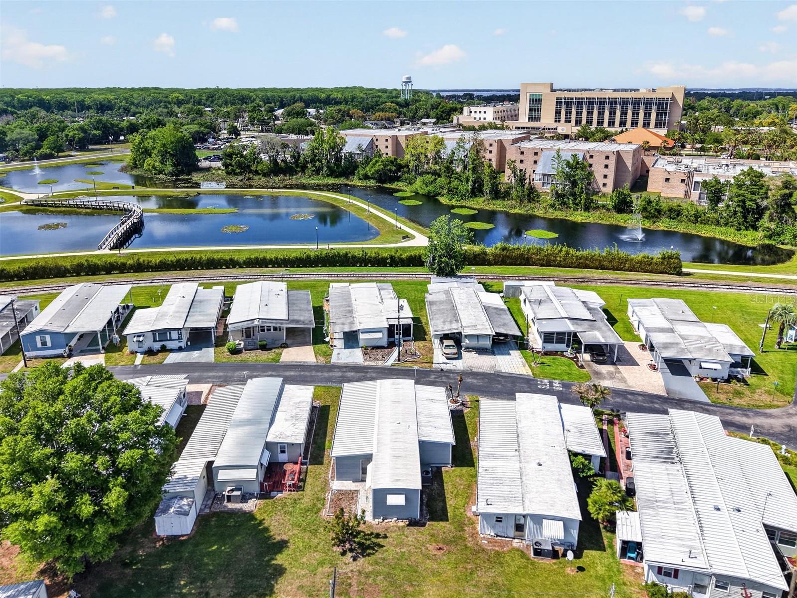 Image 30 of 32 For 465 Marina Lane