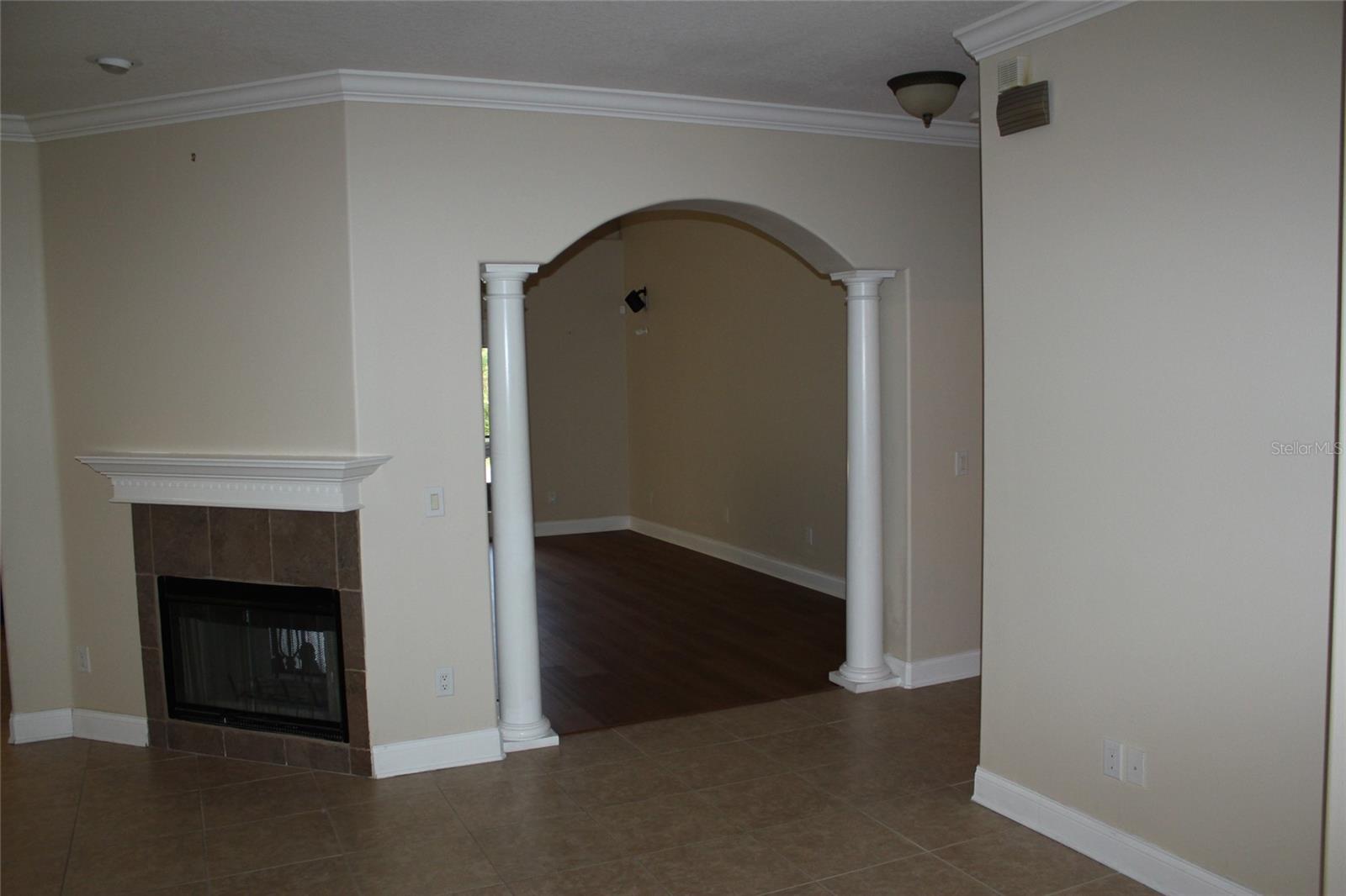 Image 11 of 28 For 6833 Dolce Street