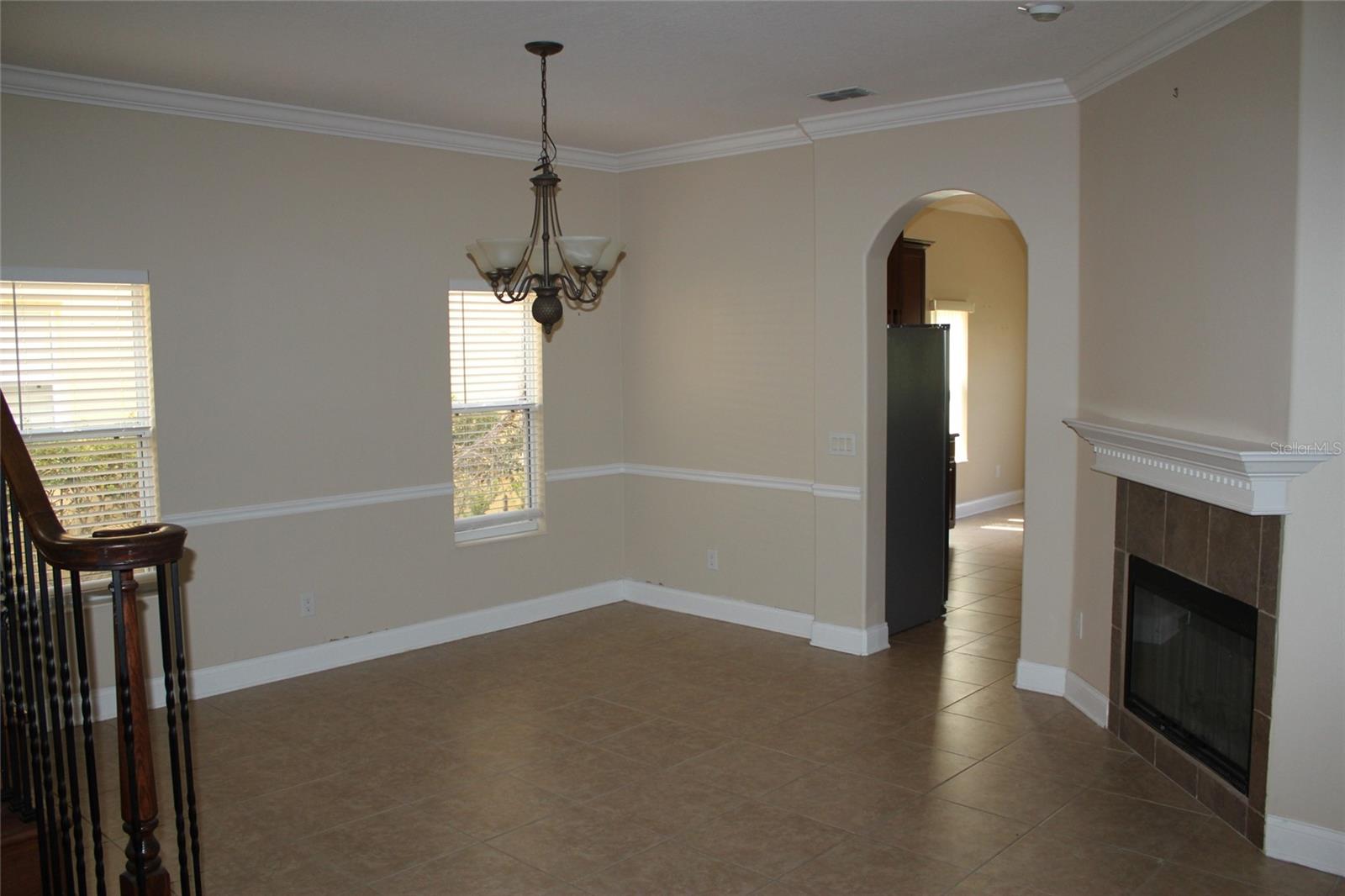 Image 7 of 28 For 6833 Dolce Street