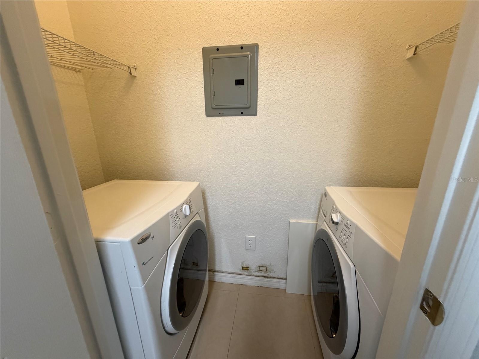 Image 11 of 47 For 3735 Conroy Road 2222