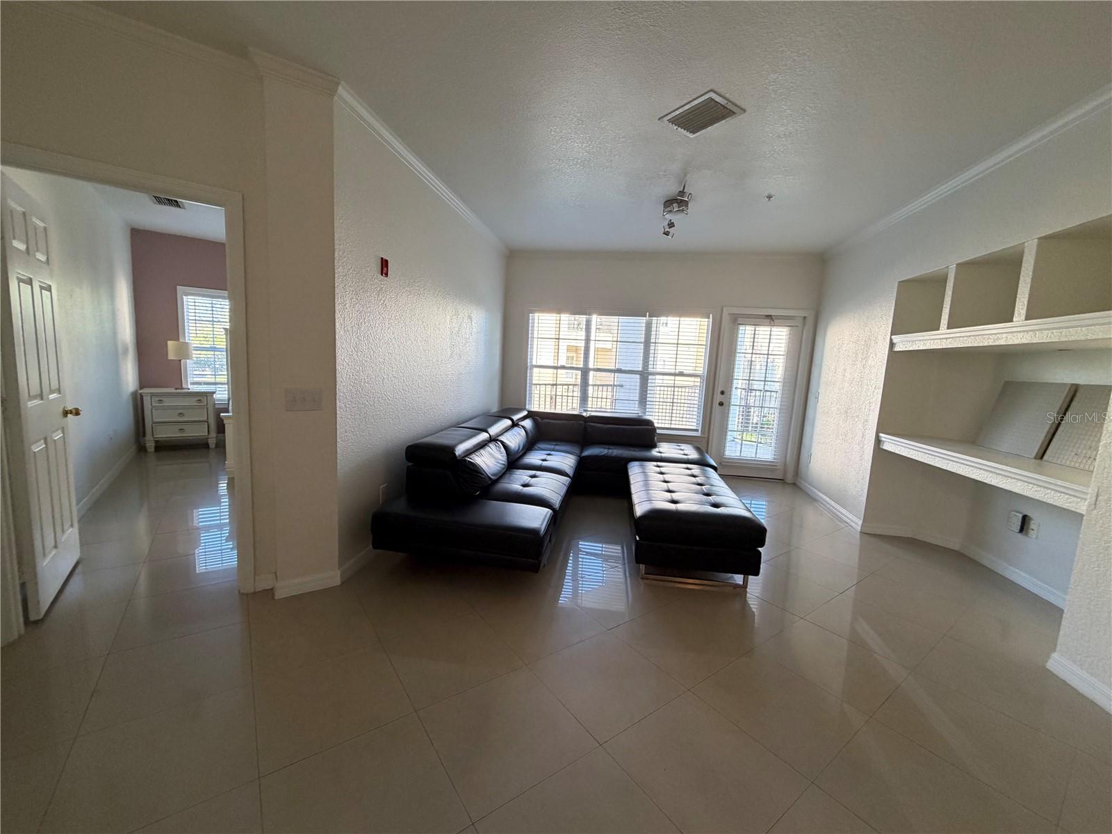 Image 13 of 47 For 3735 Conroy Road 2222