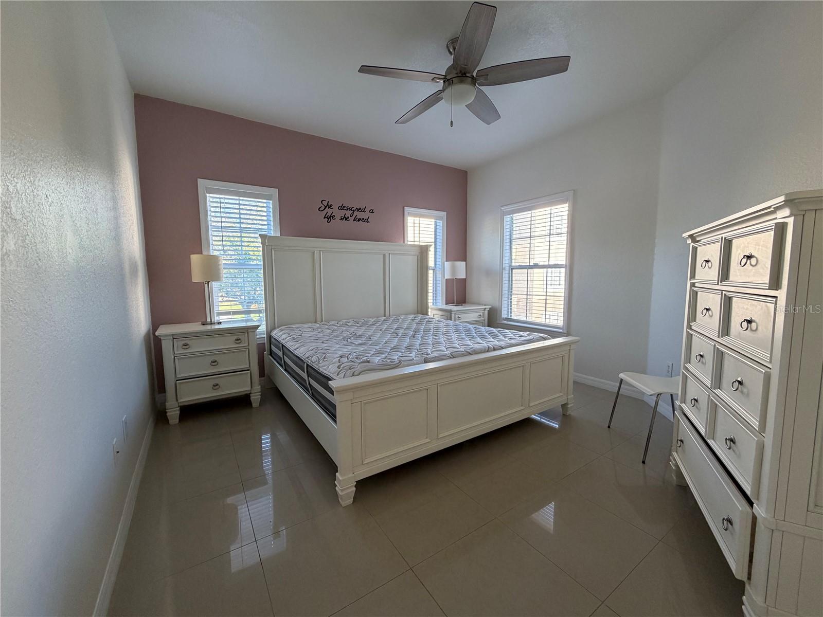 Image 19 of 47 For 3735 Conroy Road 2222