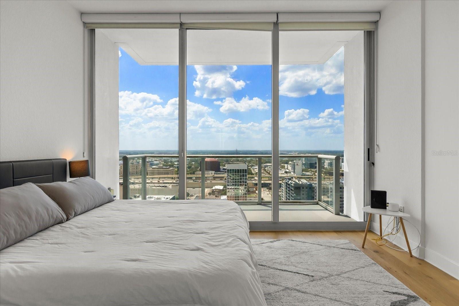 Image 21 of 44 For 150 Robinson Street 2506