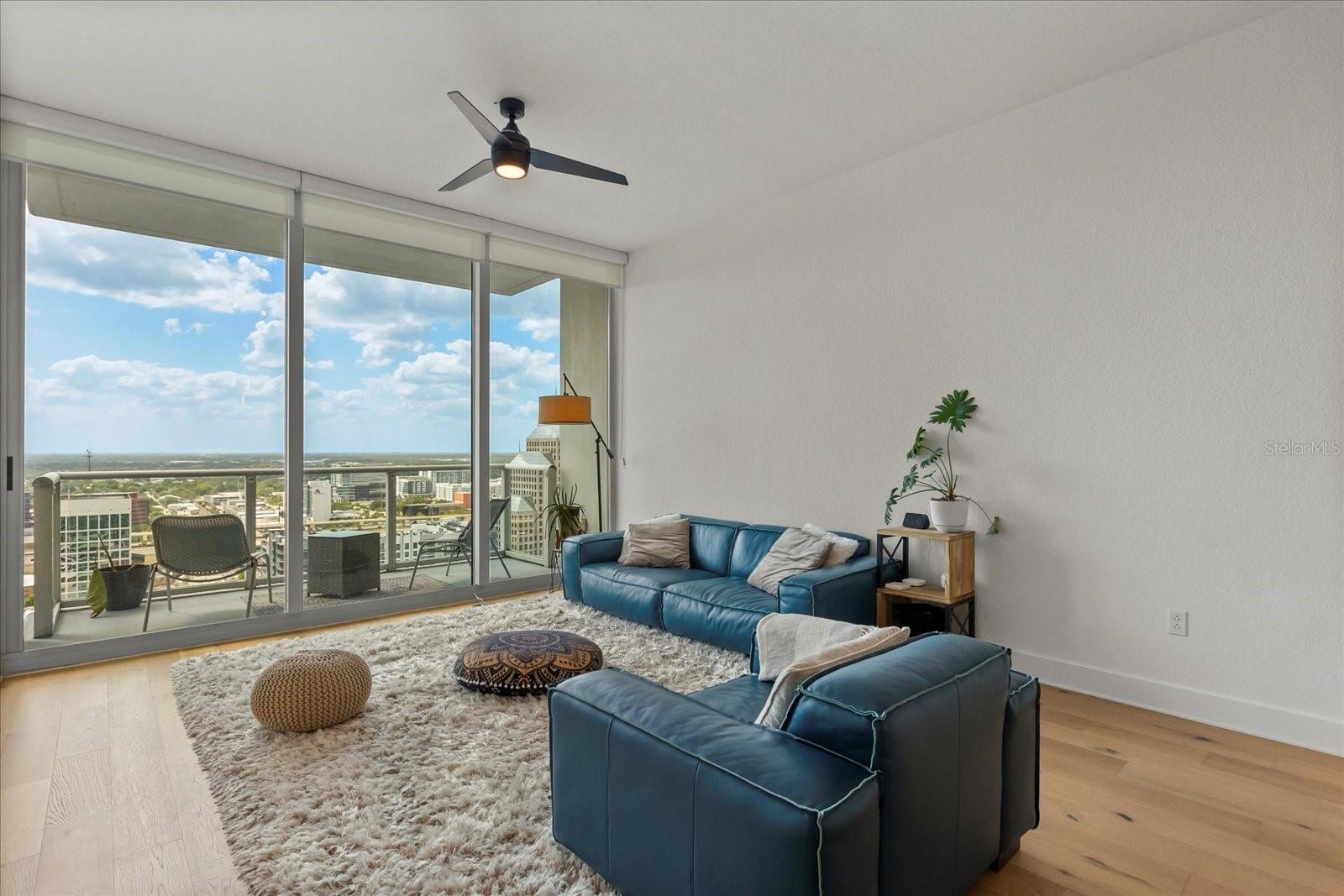 Image 4 of 44 For 150 Robinson Street 2506