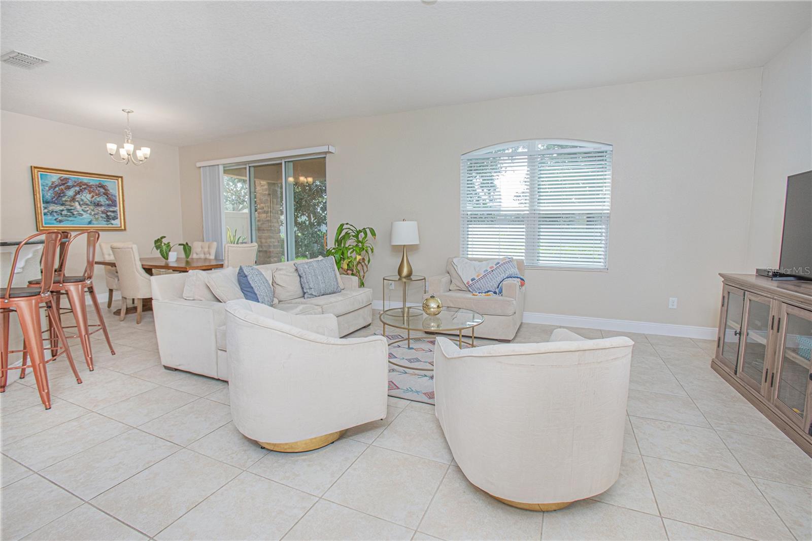 Image 5 of 27 For 10665 Belfry Circle