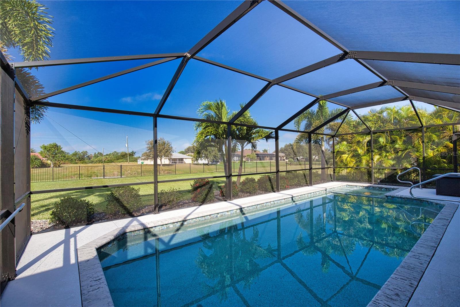 Image 32 of 42 For 916 Boundary Boulevard