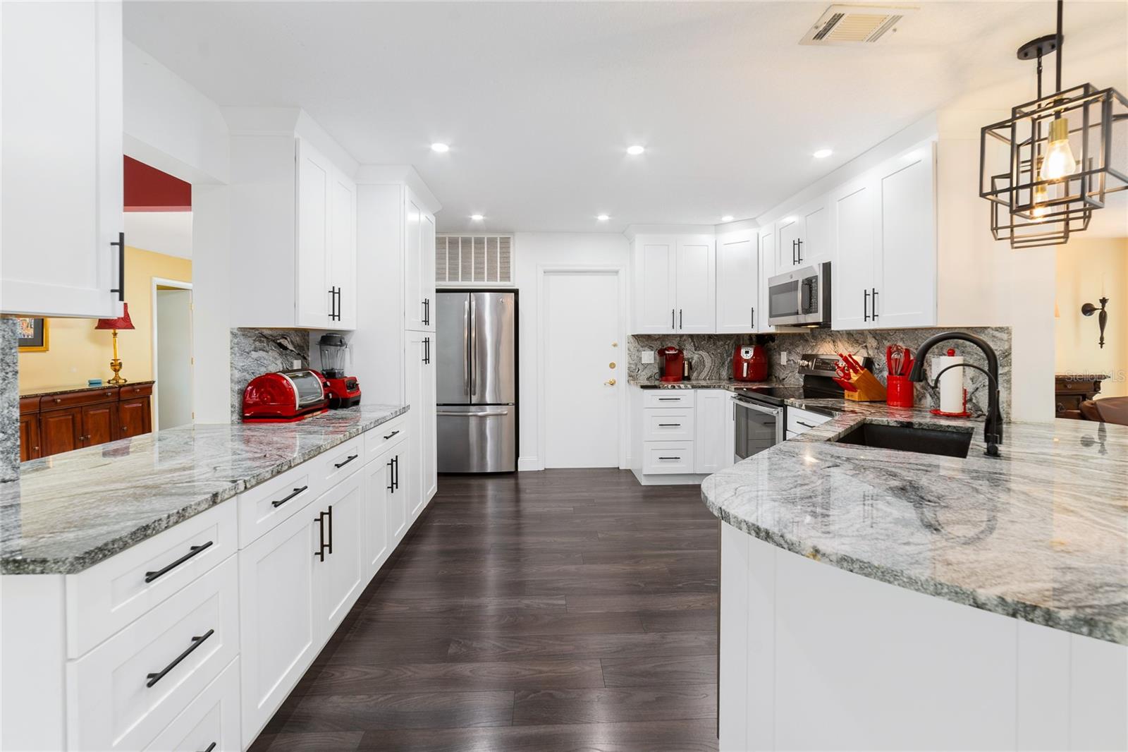 Image 11 of 34 For 2107 22nd Street