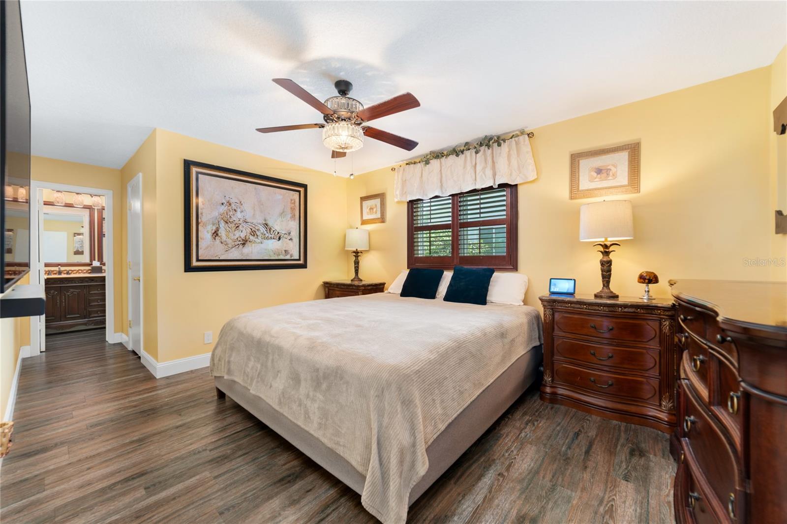 Image 20 of 34 For 2107 22nd Street