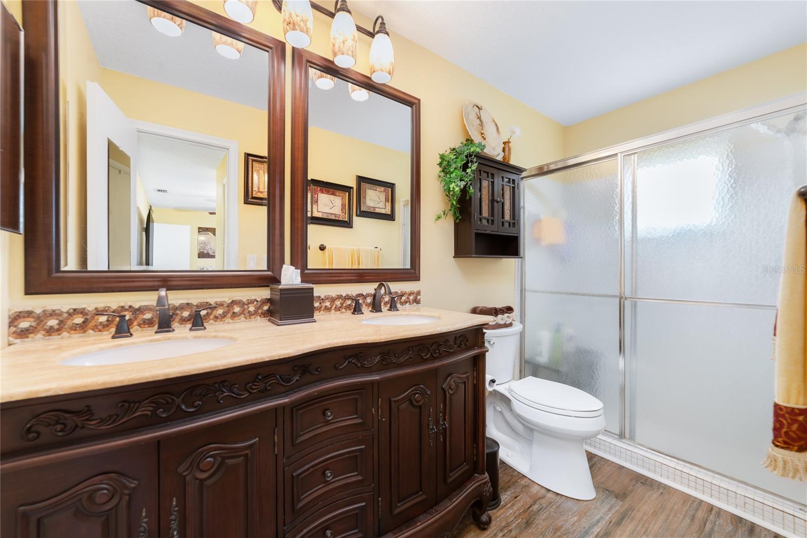 Image 21 of 34 For 2107 22nd Street