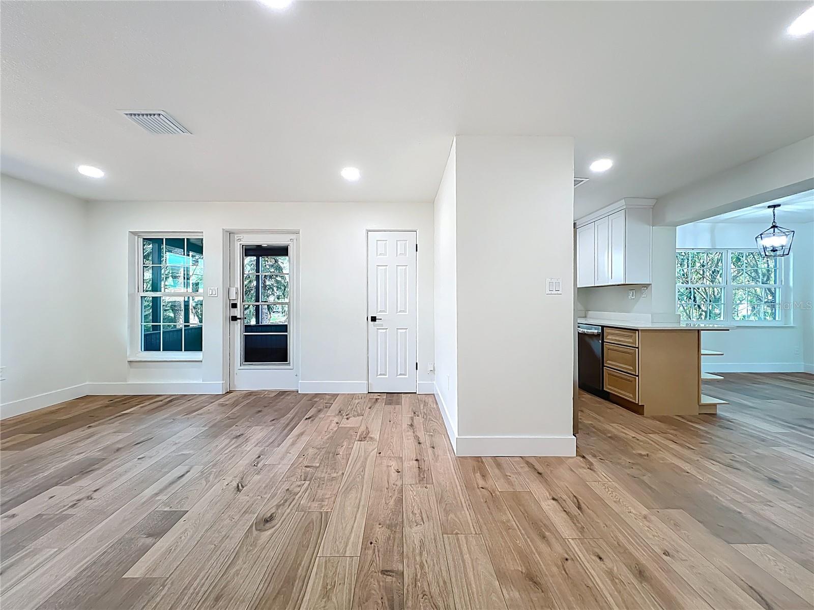 Image 6 of 17 For 3204 Indian Drive