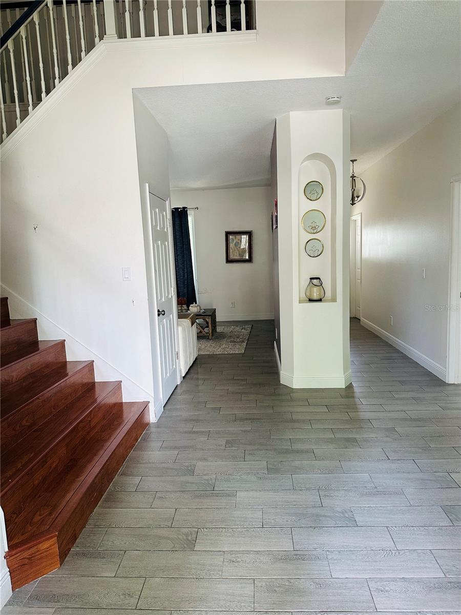 Image 4 of 29 For 2283 Stone Cross Circle