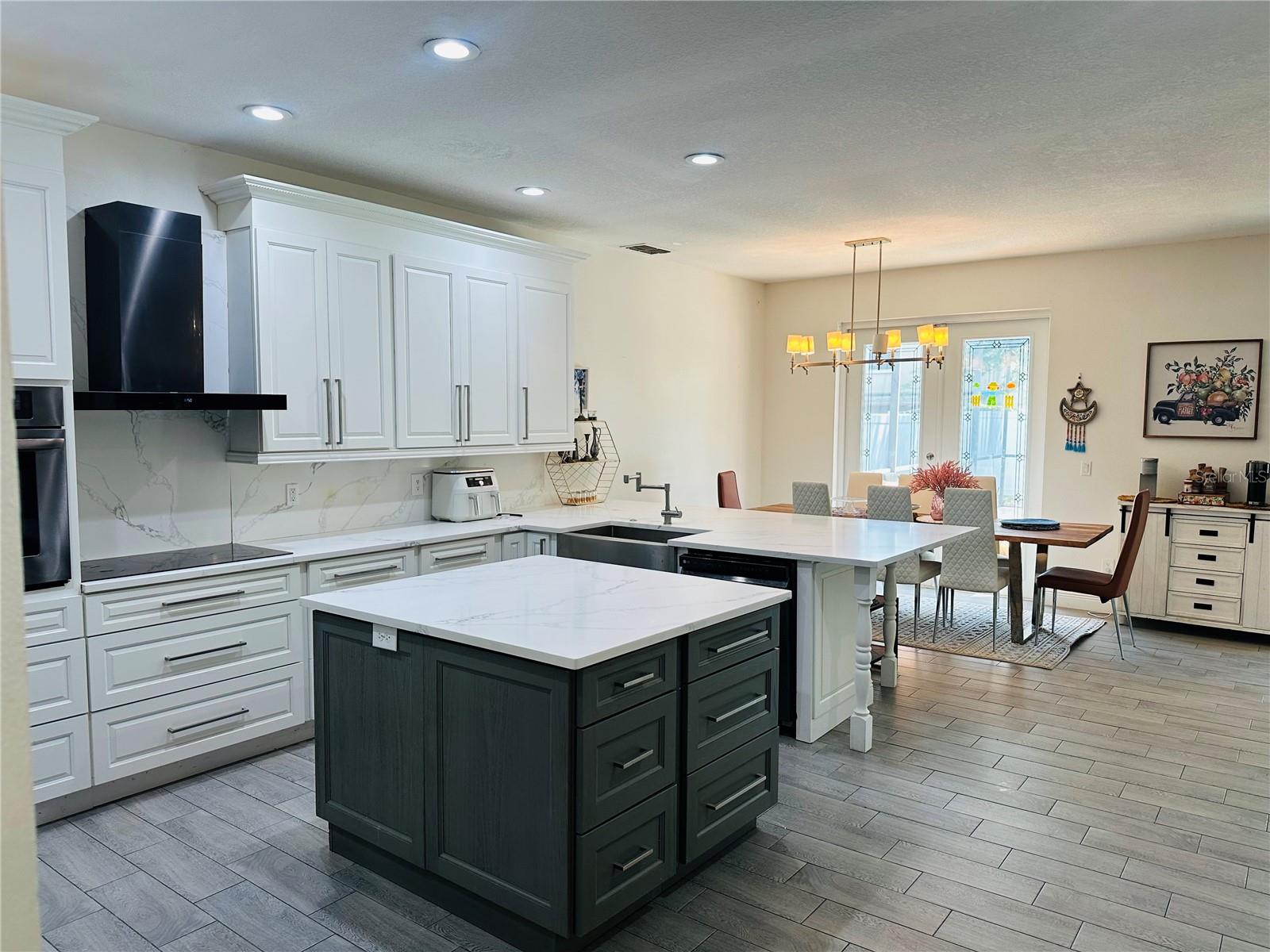 Image 8 of 29 For 2283 Stone Cross Circle