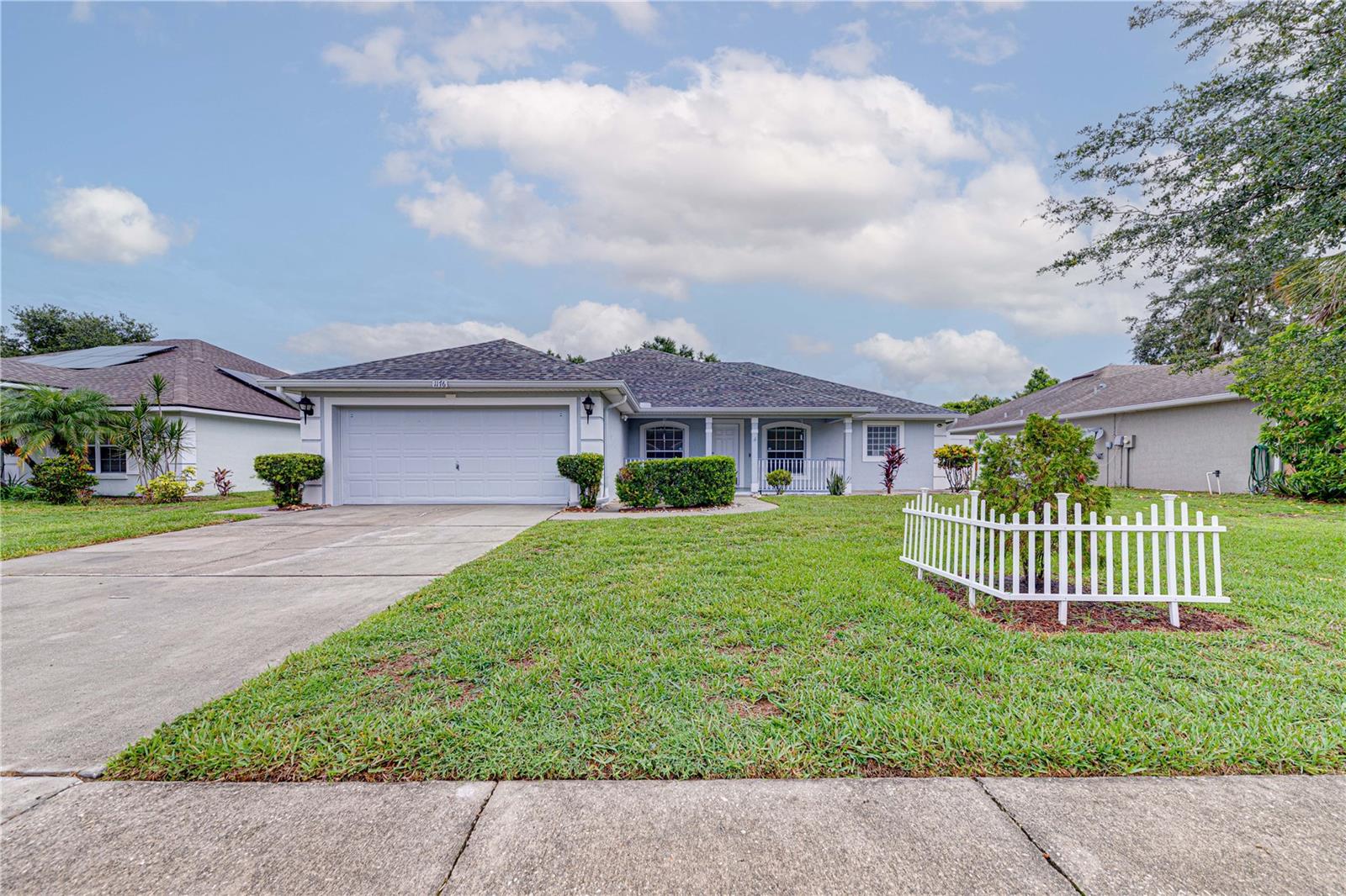 Details for 1176 Lake Place Court, LAKELAND, FL 33805