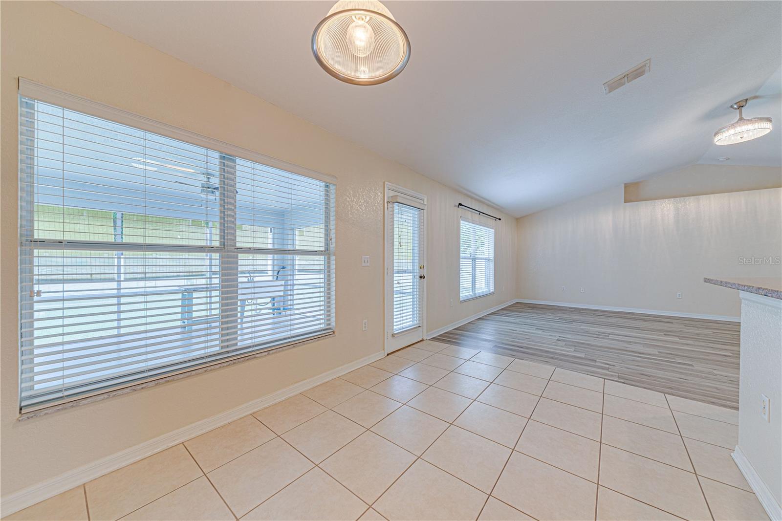 Image 17 of 43 For 1176 Lake Place Court