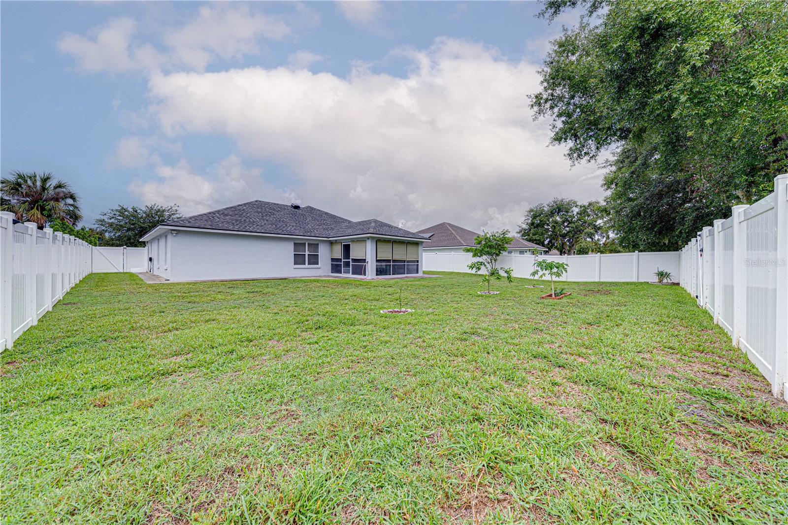 Image 41 of 43 For 1176 Lake Place Court