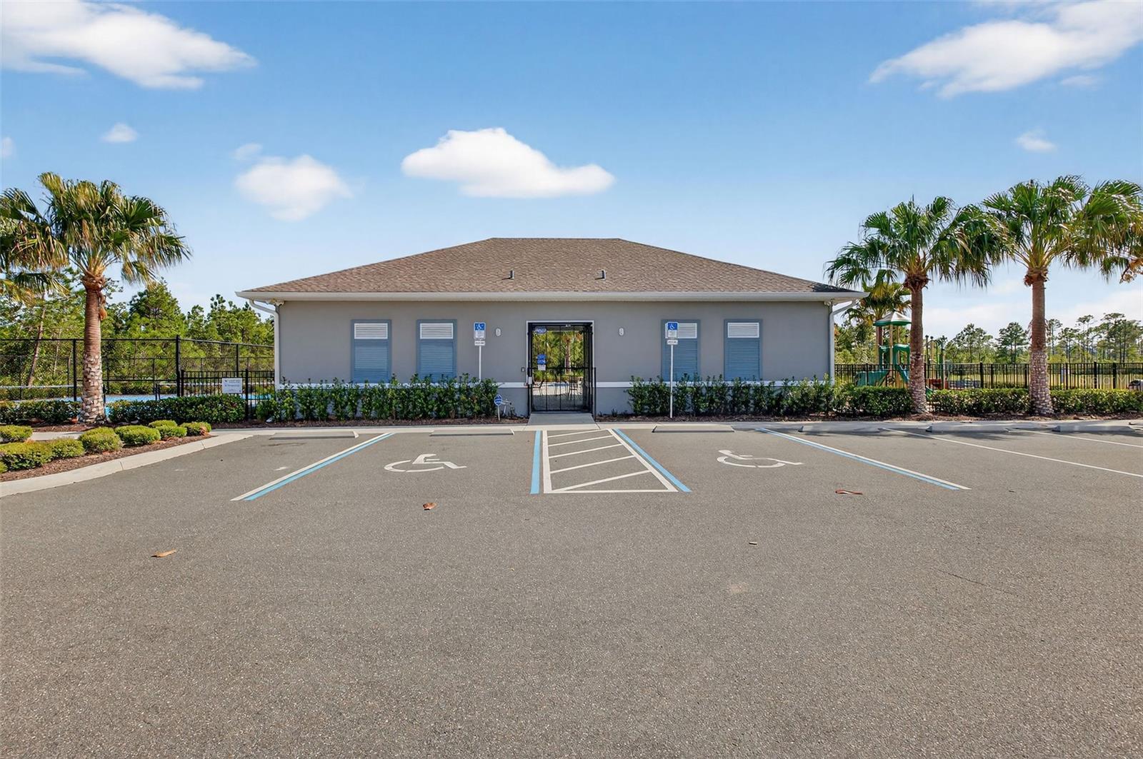 Image 20 of 92 For 2992 Gibraltar Boulevard