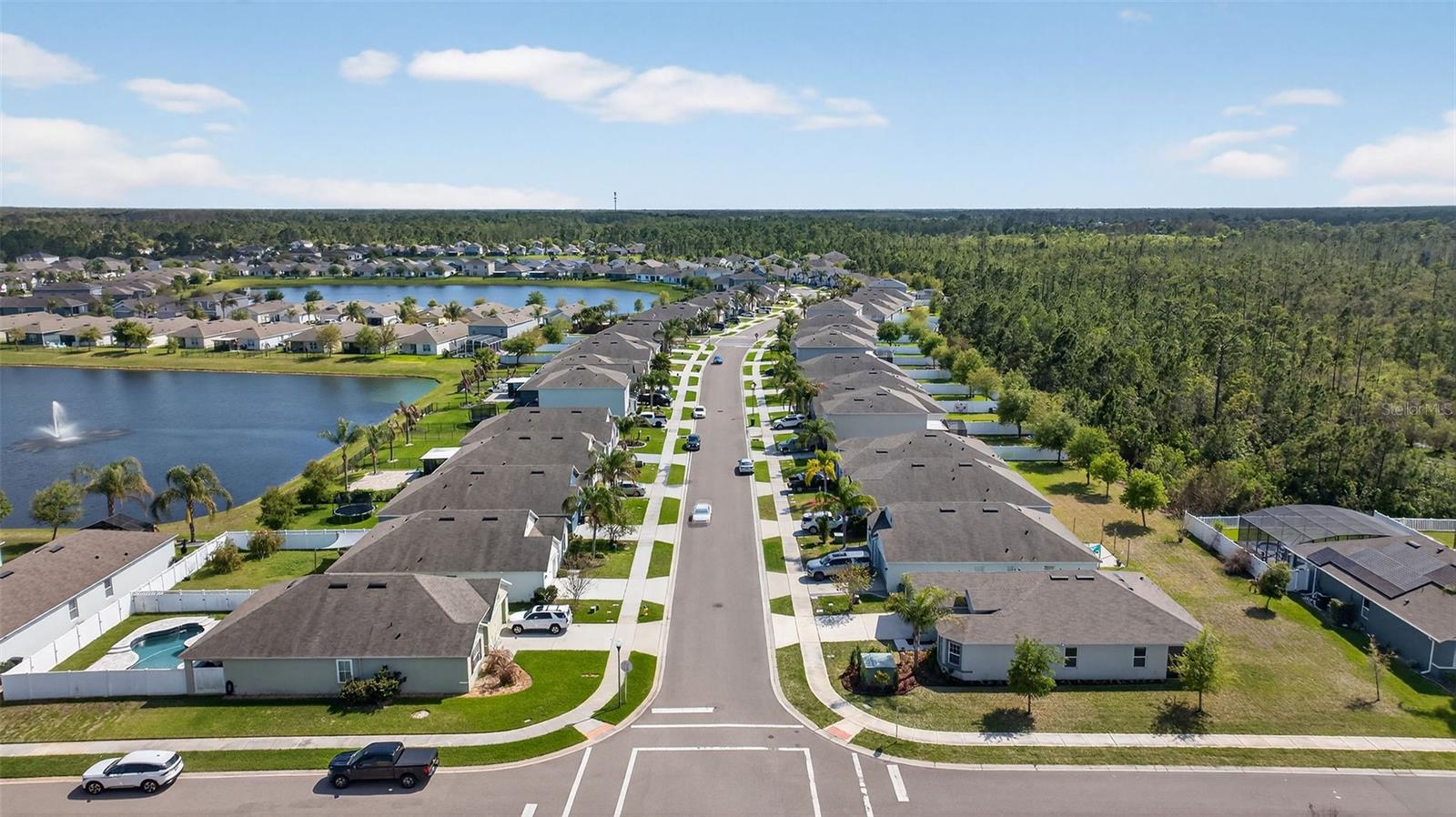 Image 26 of 92 For 2992 Gibraltar Boulevard