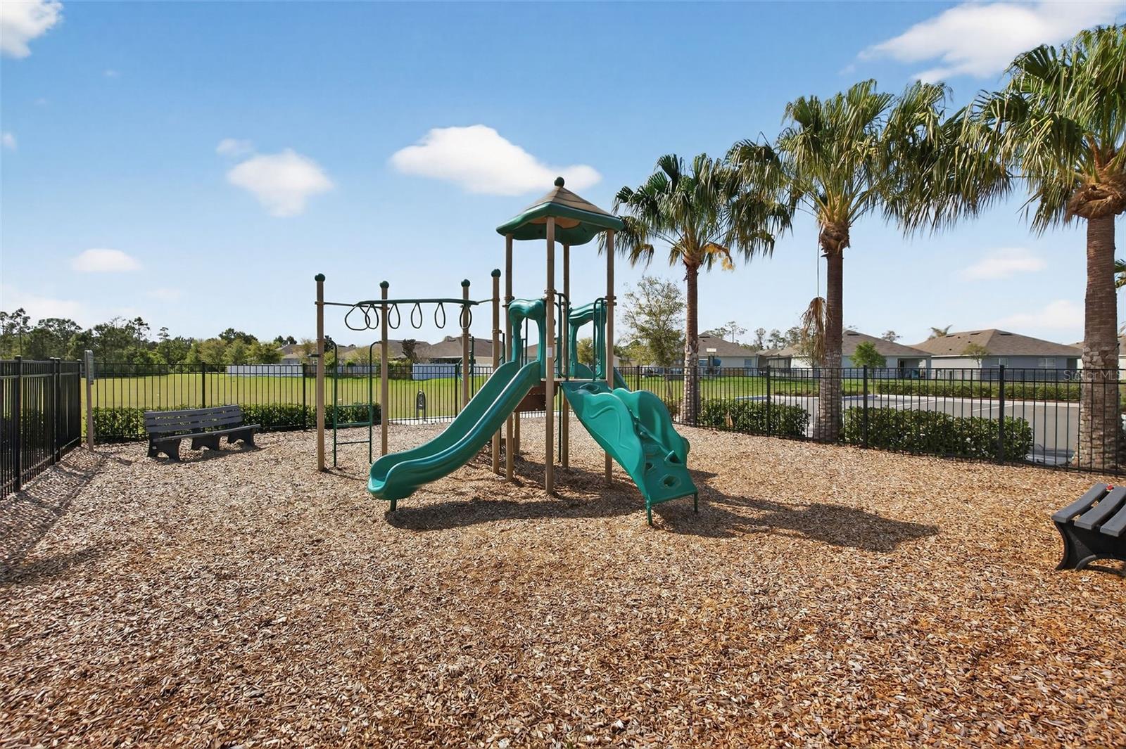 Image 70 of 92 For 2992 Gibraltar Boulevard