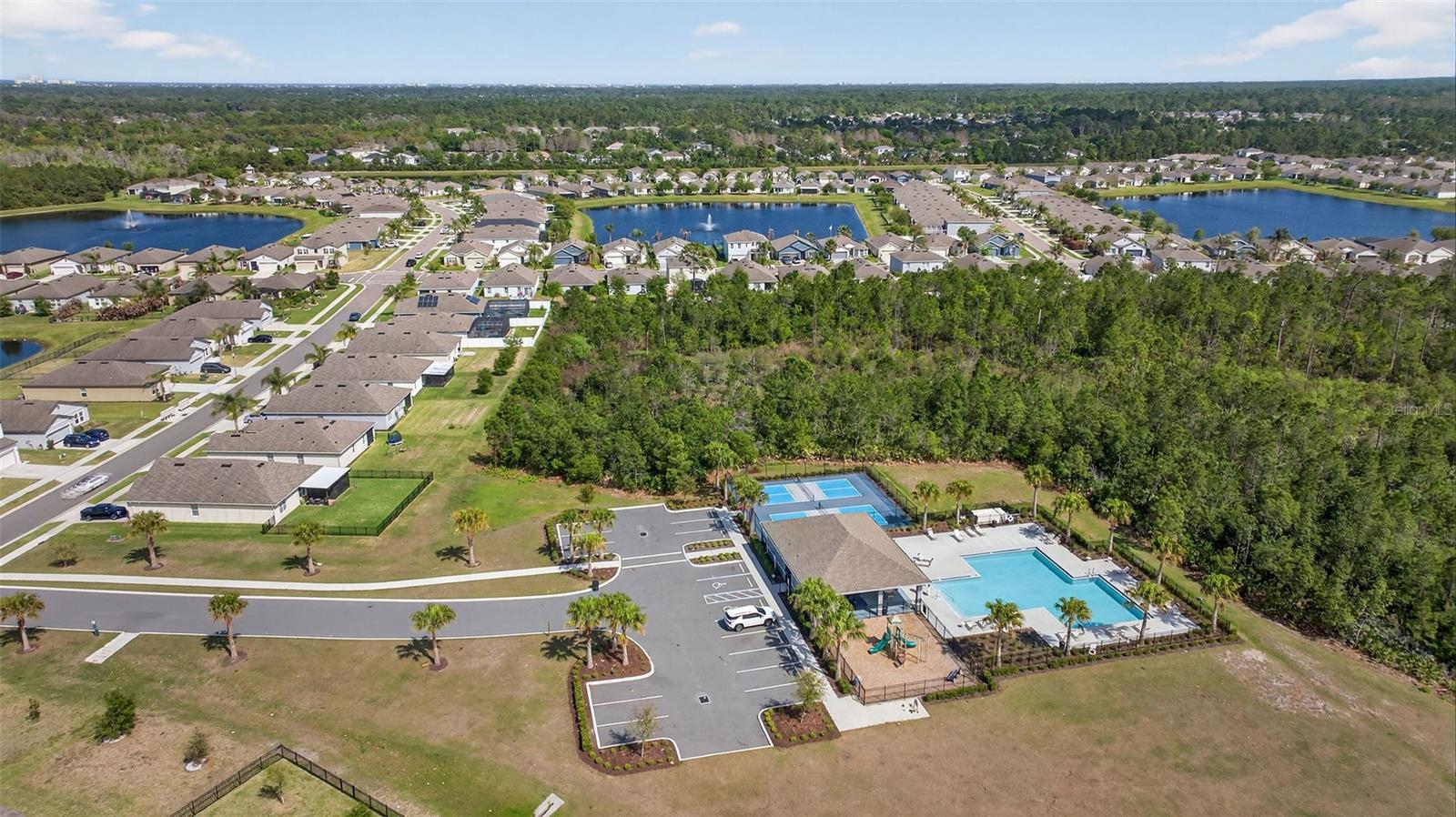 Image 78 of 92 For 2992 Gibraltar Boulevard