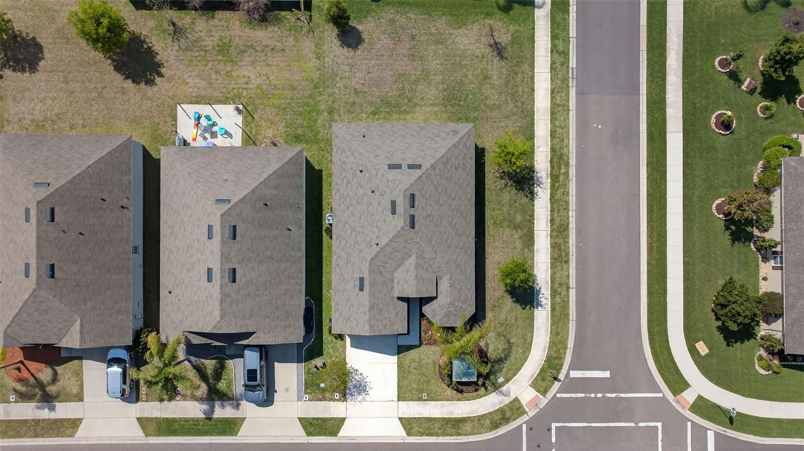 Image 84 of 92 For 2992 Gibraltar Boulevard