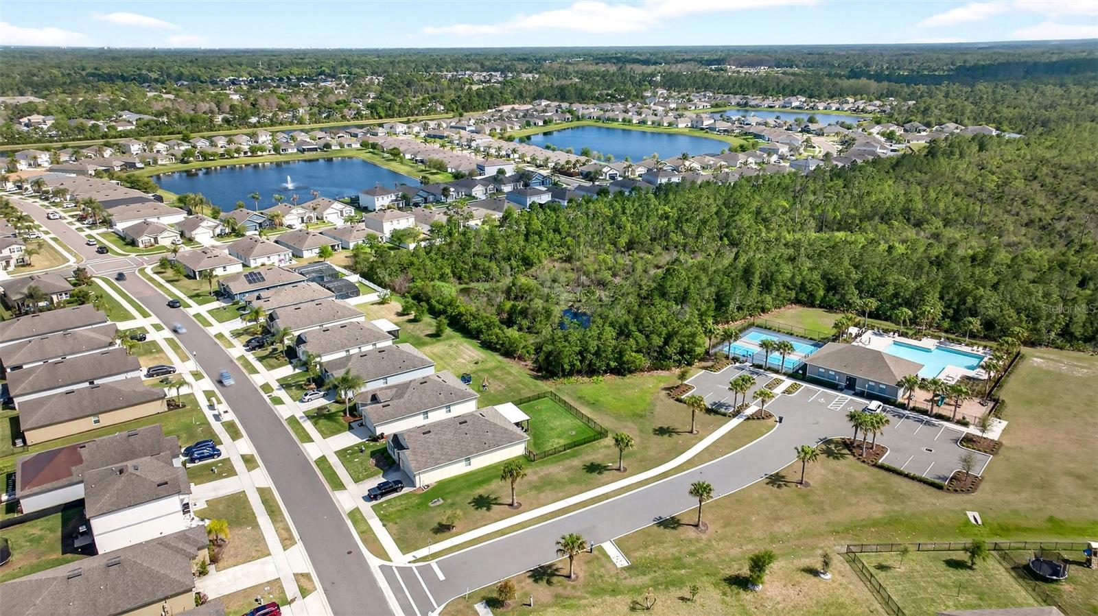 Image 87 of 92 For 2992 Gibraltar Boulevard