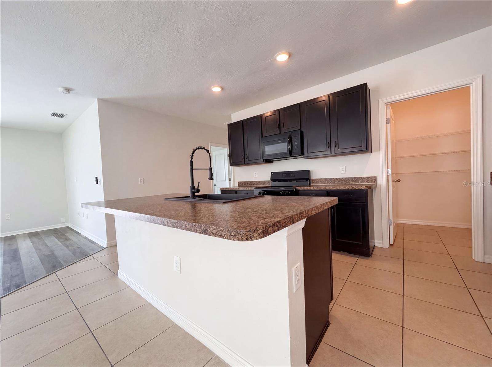 Image 27 of 35 For 10225 Mangrove Well Road