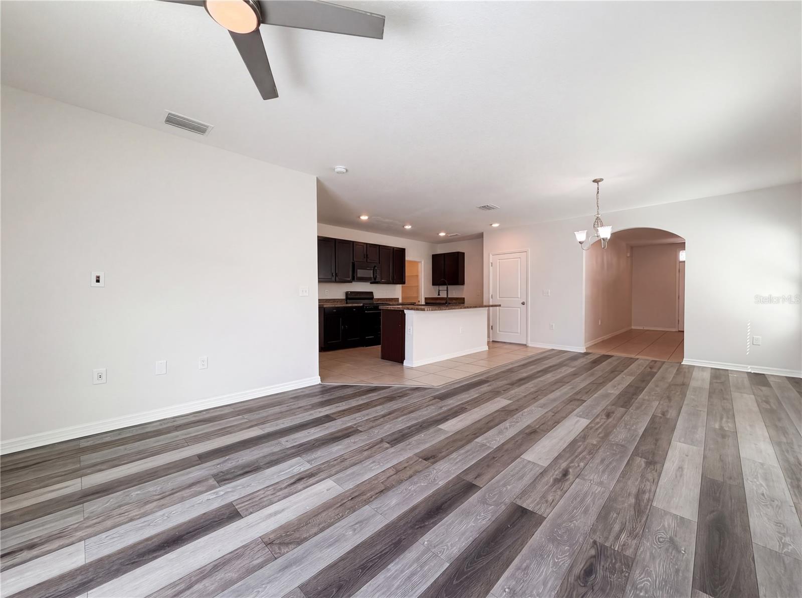 Image 3 of 35 For 10225 Mangrove Well Road