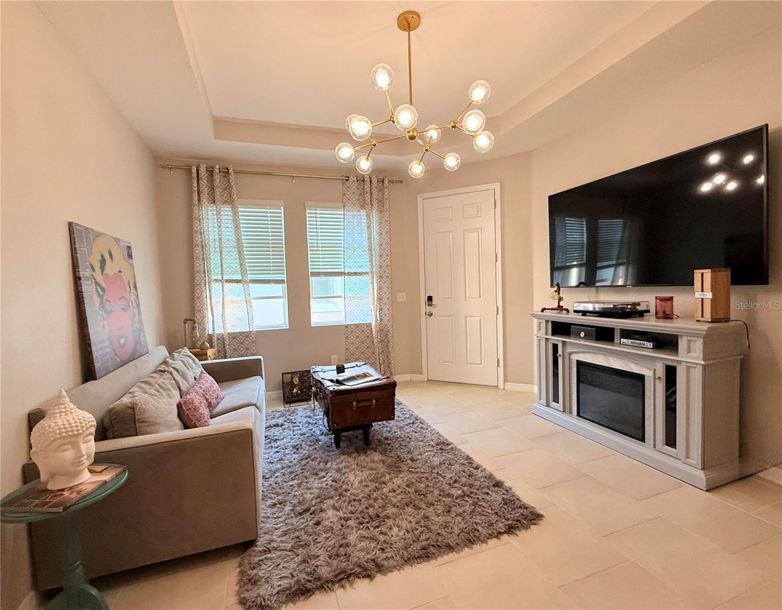 Image 18 of 22 For 10800 Laxer Cay Loop