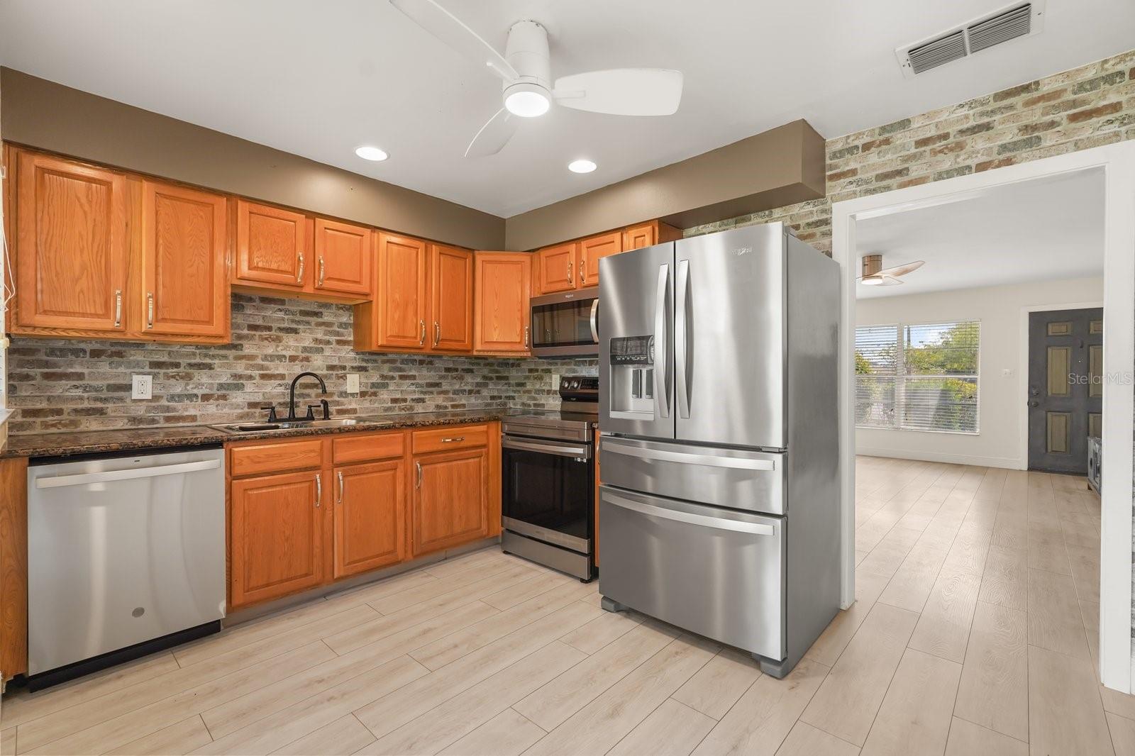 Image 11 of 29 For 2770 Curry Ford Road A