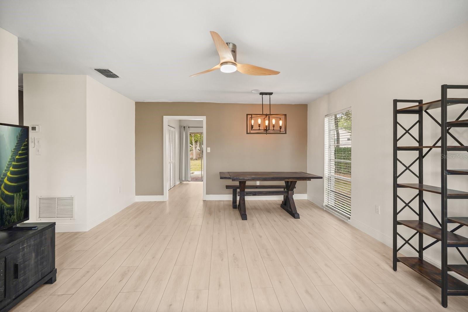 Image 7 of 29 For 2770 Curry Ford Road A