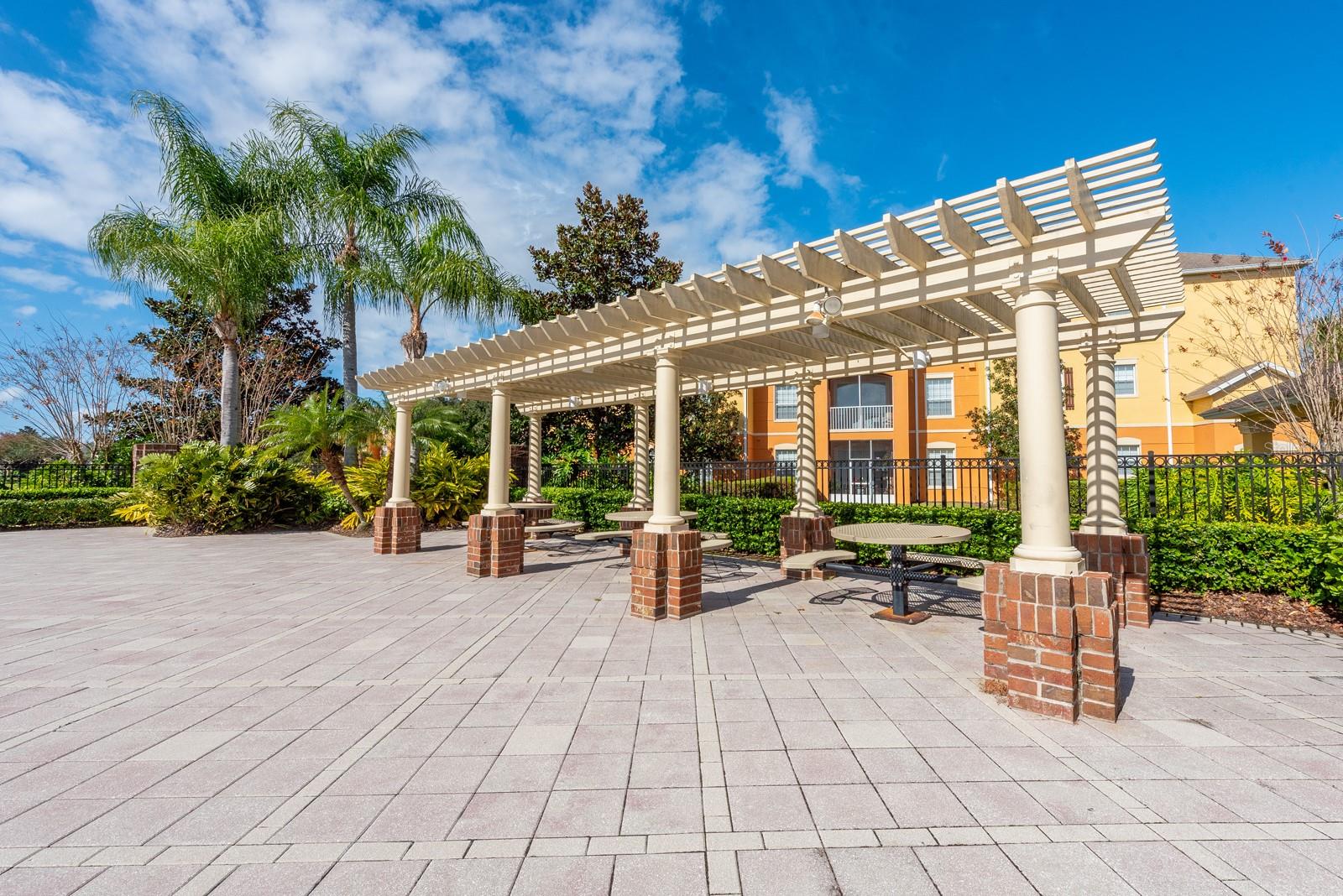 Image 21 of 22 For 6335 Contessa Drive 301