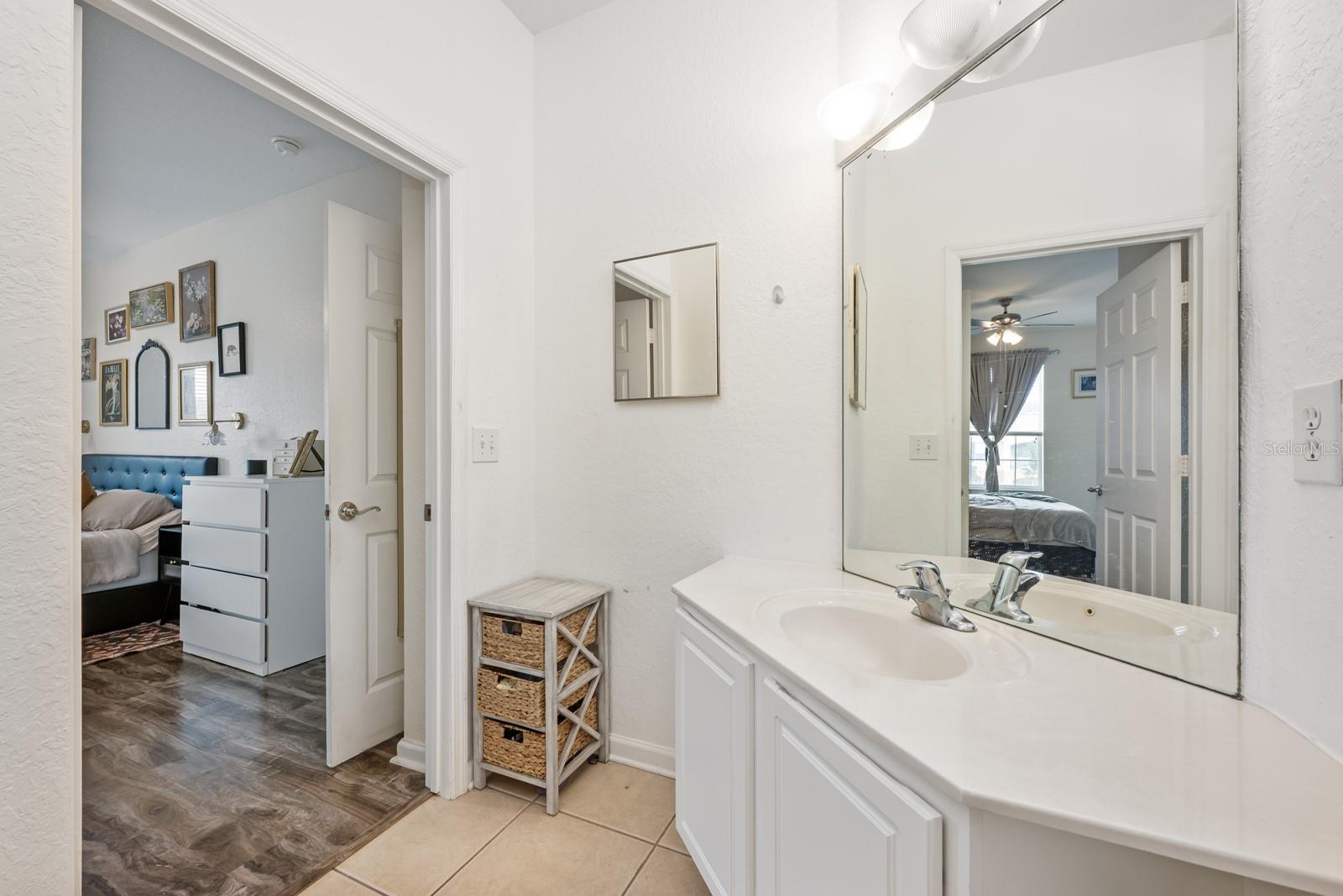 Image 9 of 22 For 6335 Contessa Drive 301