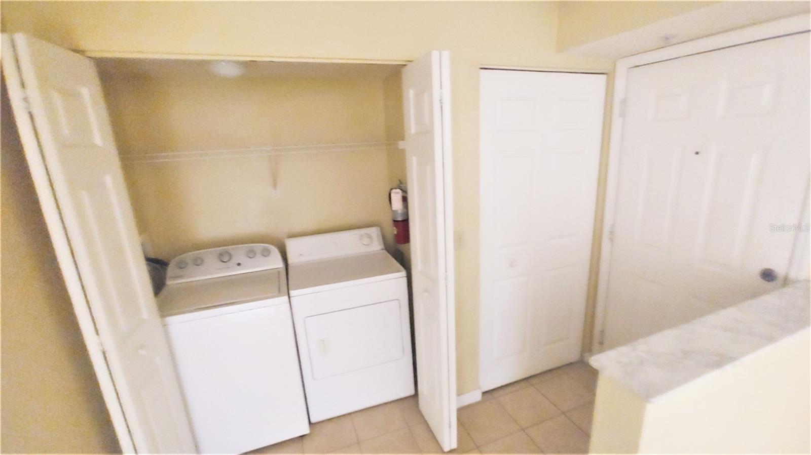 Image 5 of 24 For 822 Camargo Way 210