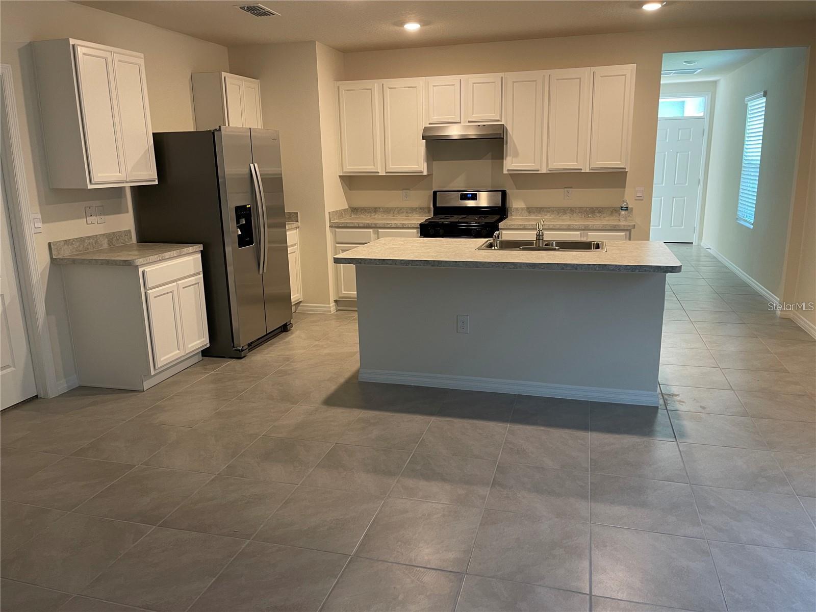 Image 4 of 15 For 3457 Forster Avenue