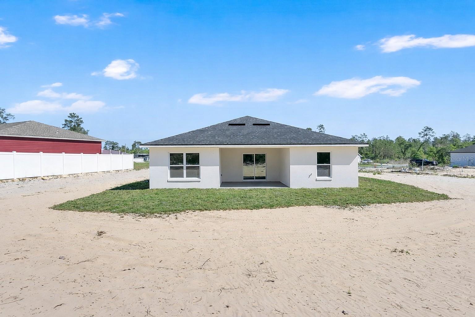 Image 20 of 26 For 17061 30th Avenue Road