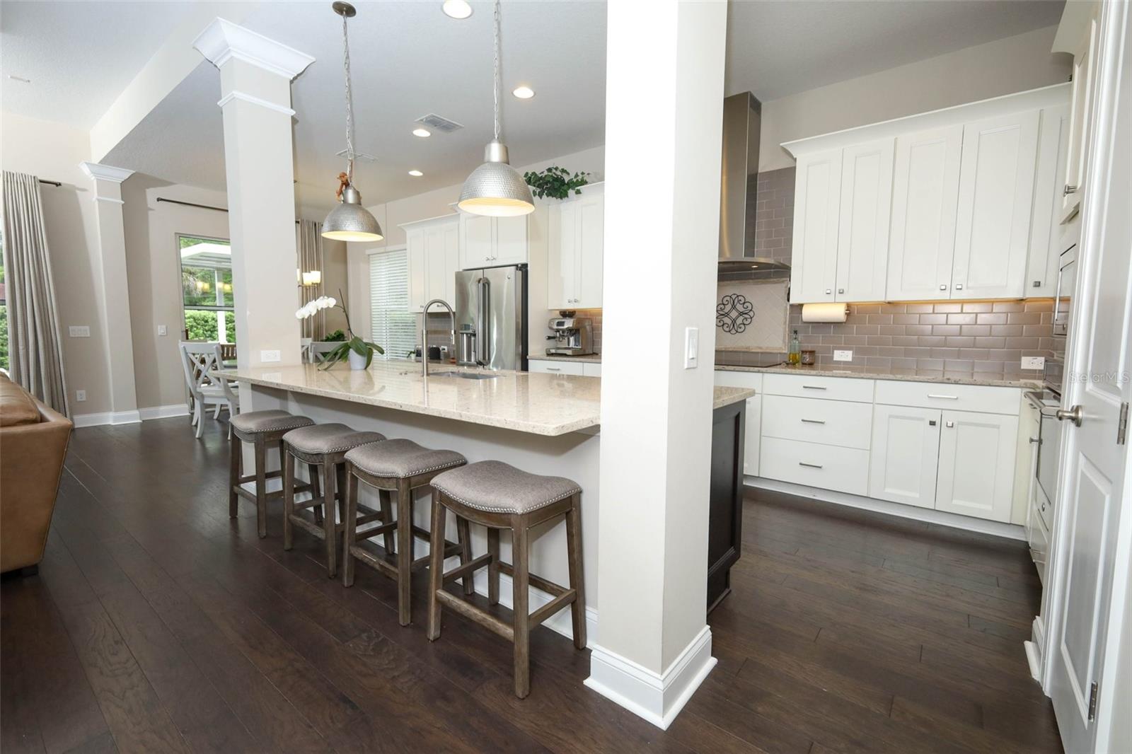 Image 12 of 78 For 203 Vine Street