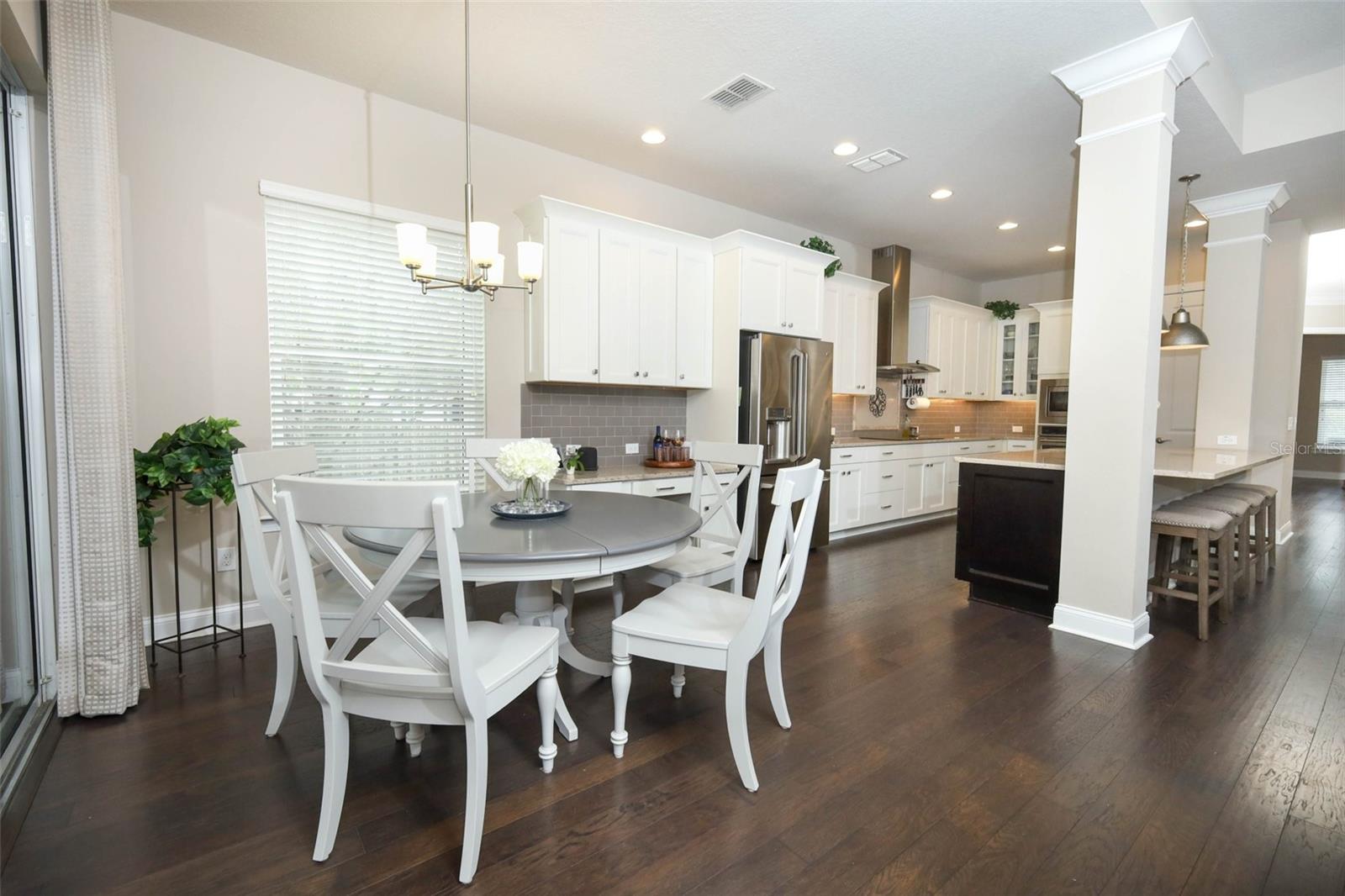 Image 16 of 78 For 203 Vine Street