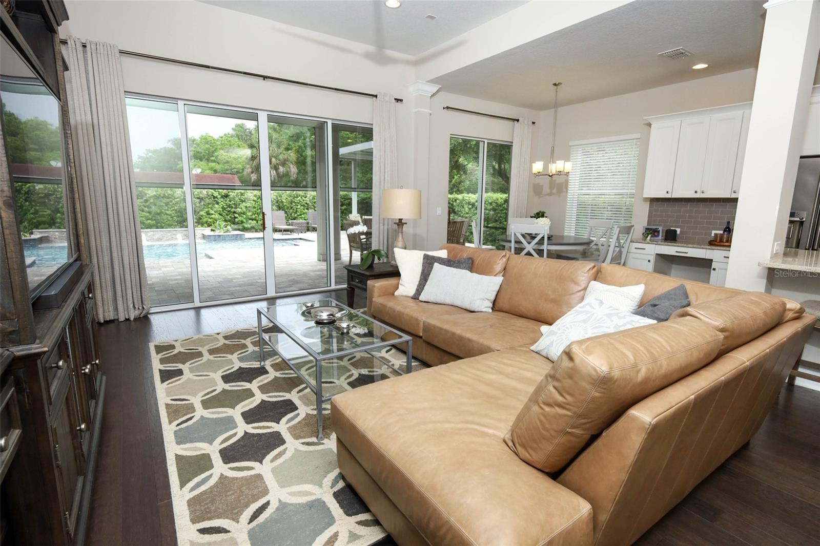 Image 19 of 78 For 203 Vine Street