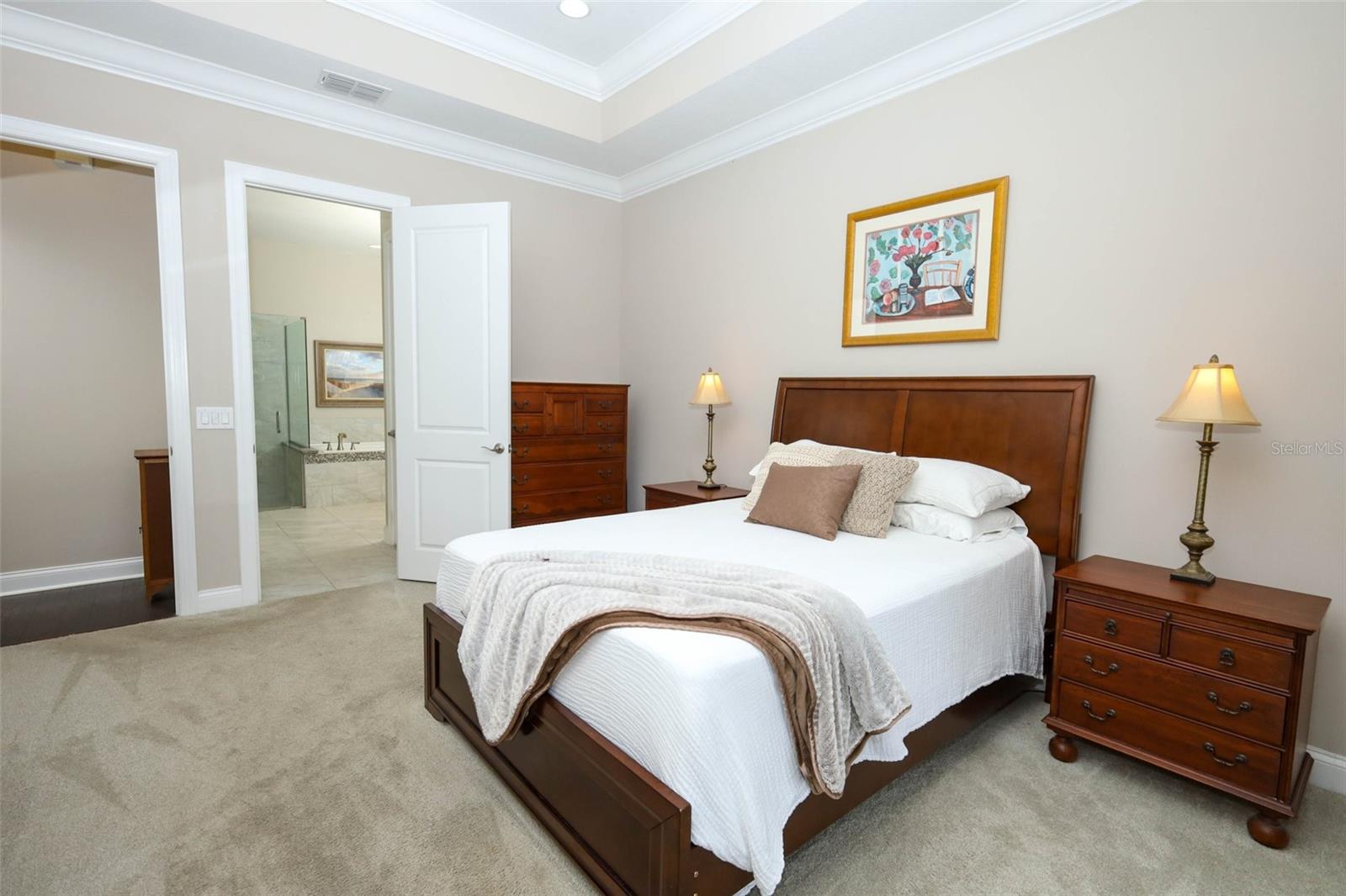 Image 23 of 78 For 203 Vine Street