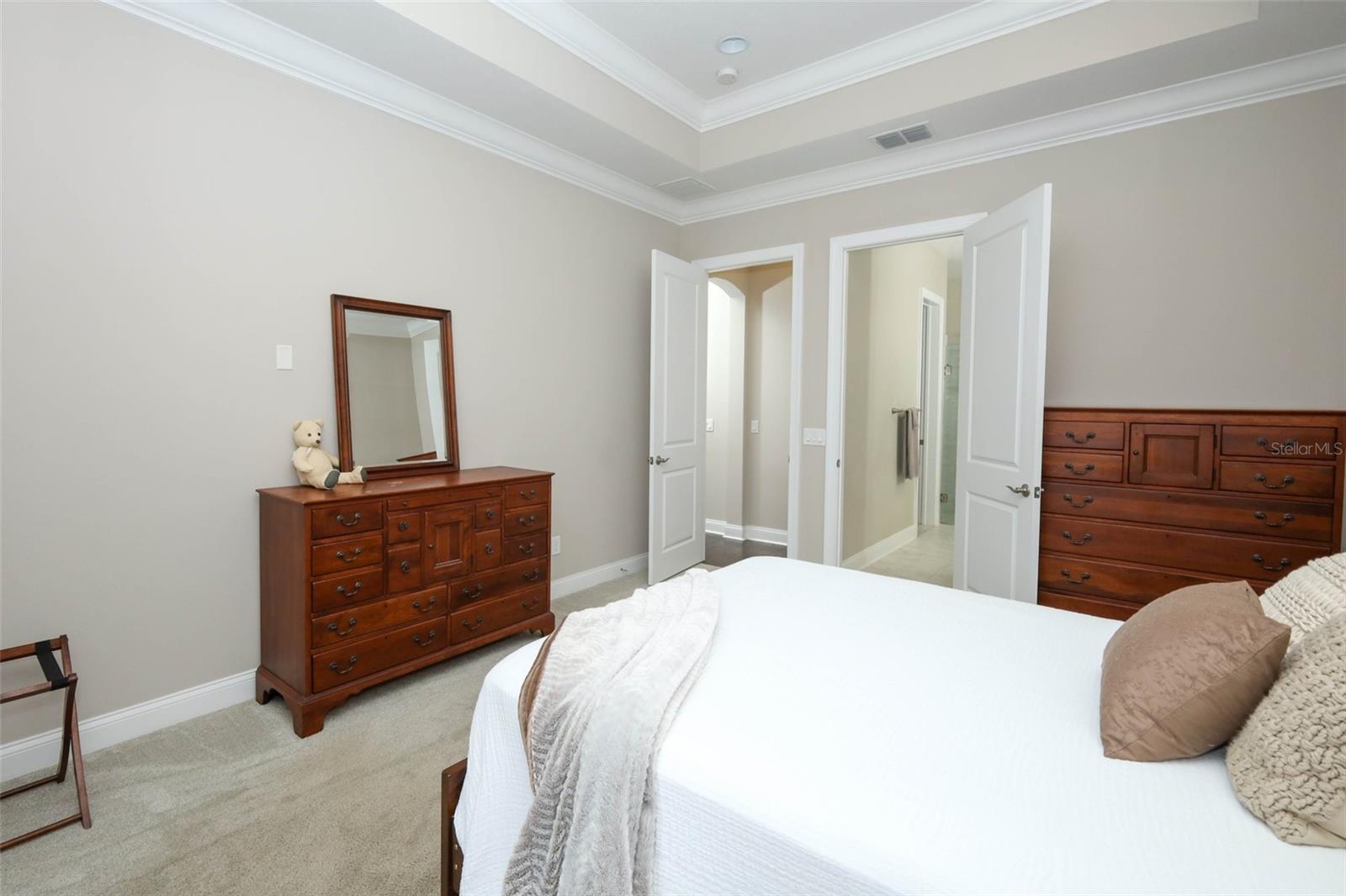 Image 26 of 78 For 203 Vine Street