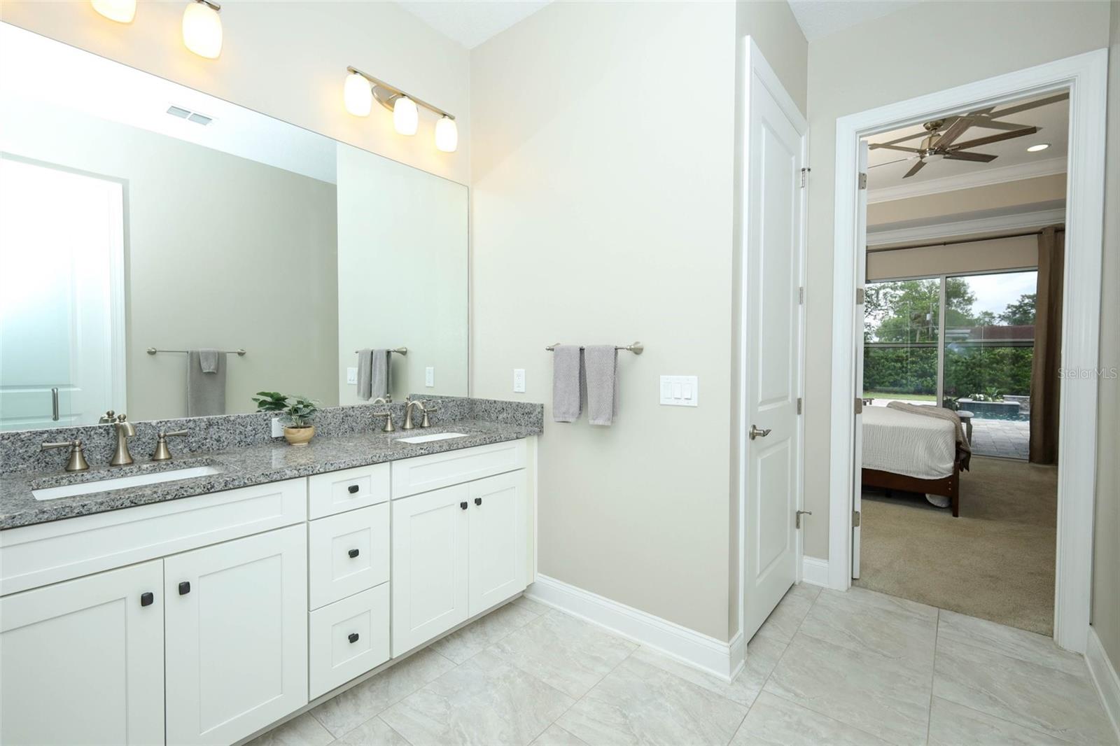 Image 27 of 78 For 203 Vine Street