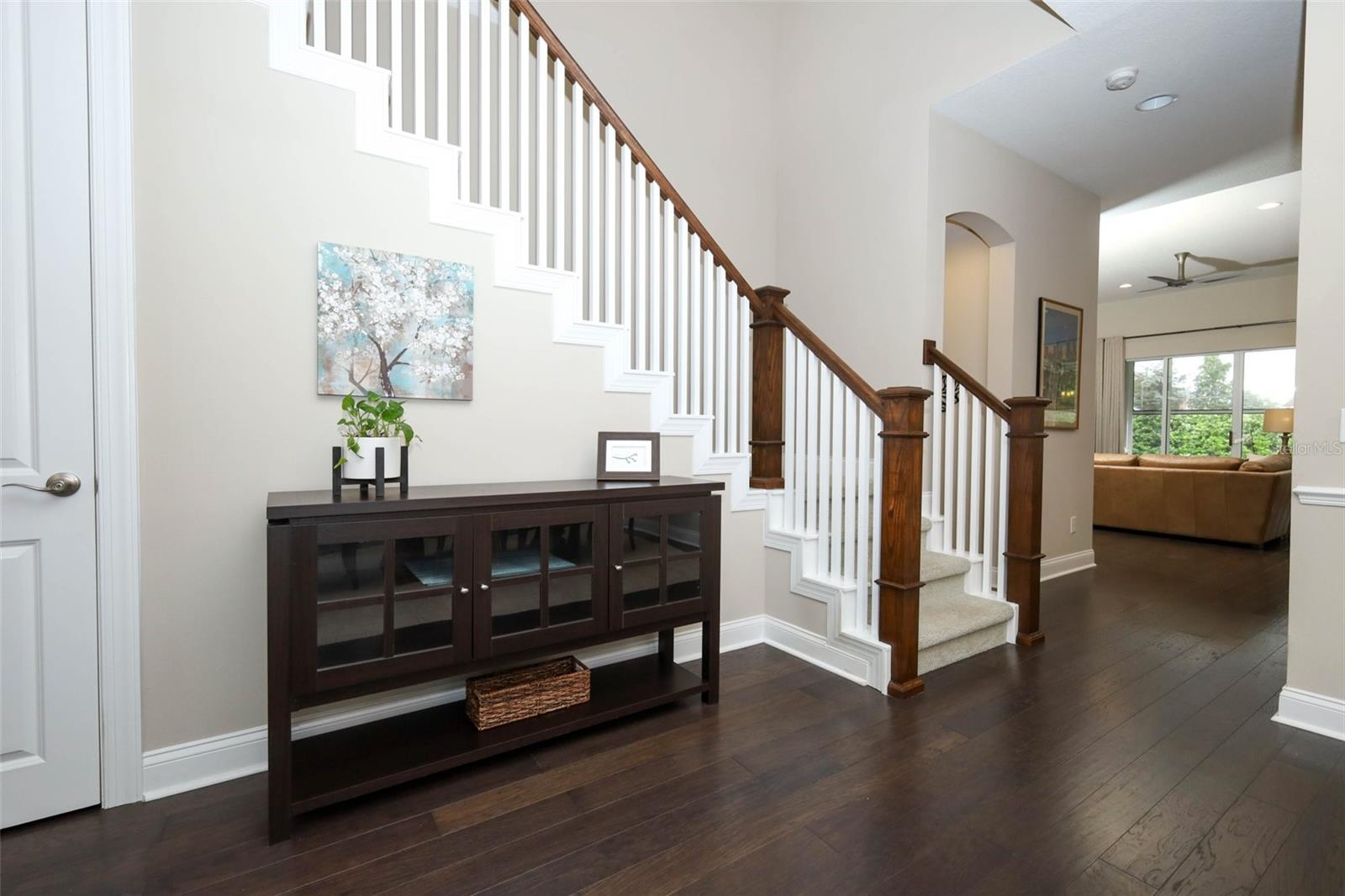 Image 31 of 78 For 203 Vine Street