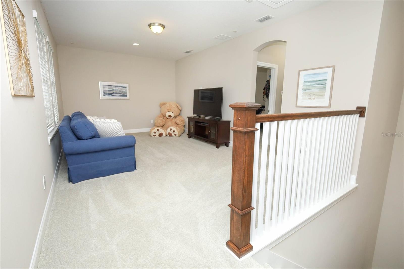 Image 32 of 78 For 203 Vine Street