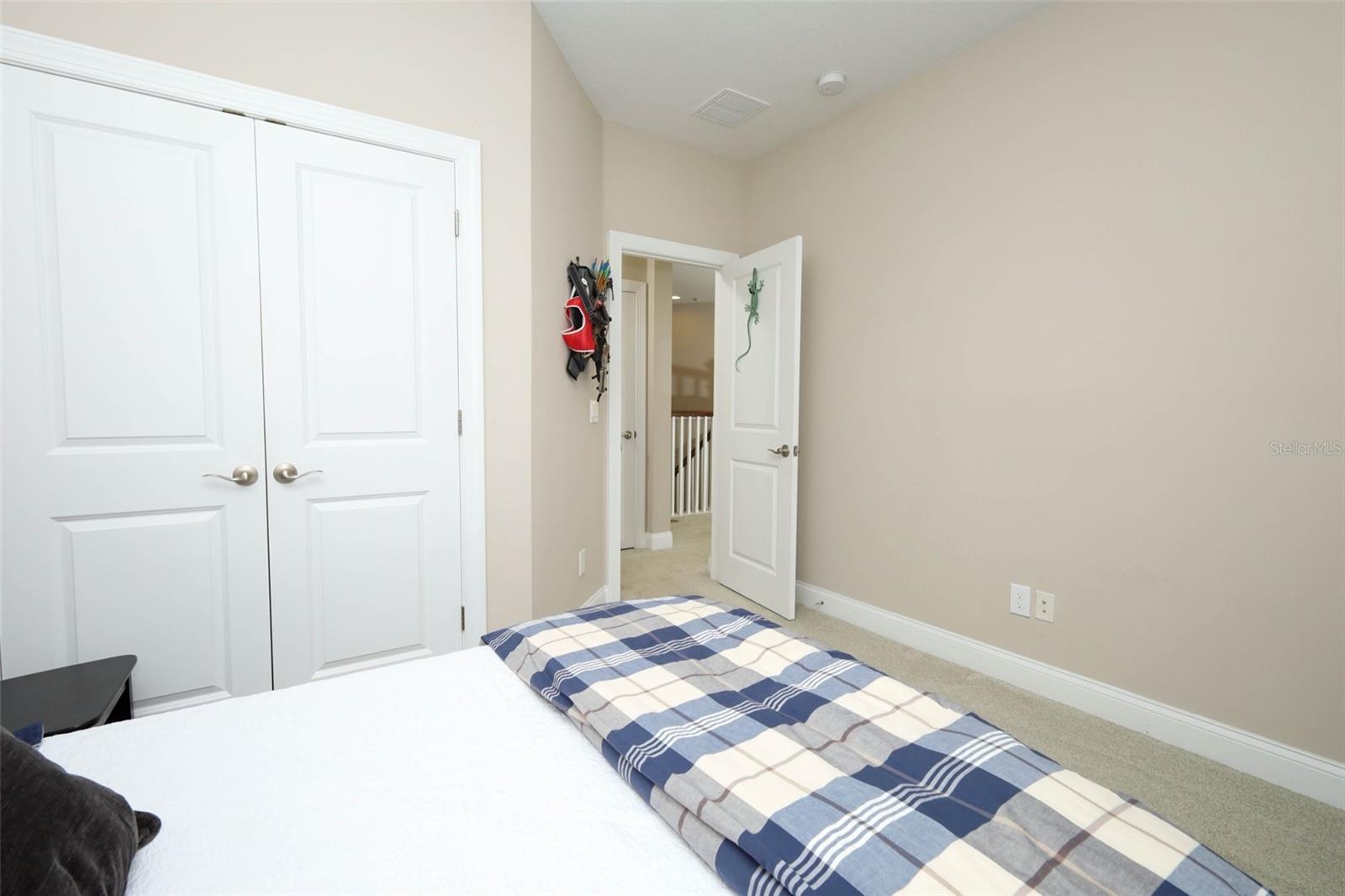 Image 37 of 78 For 203 Vine Street