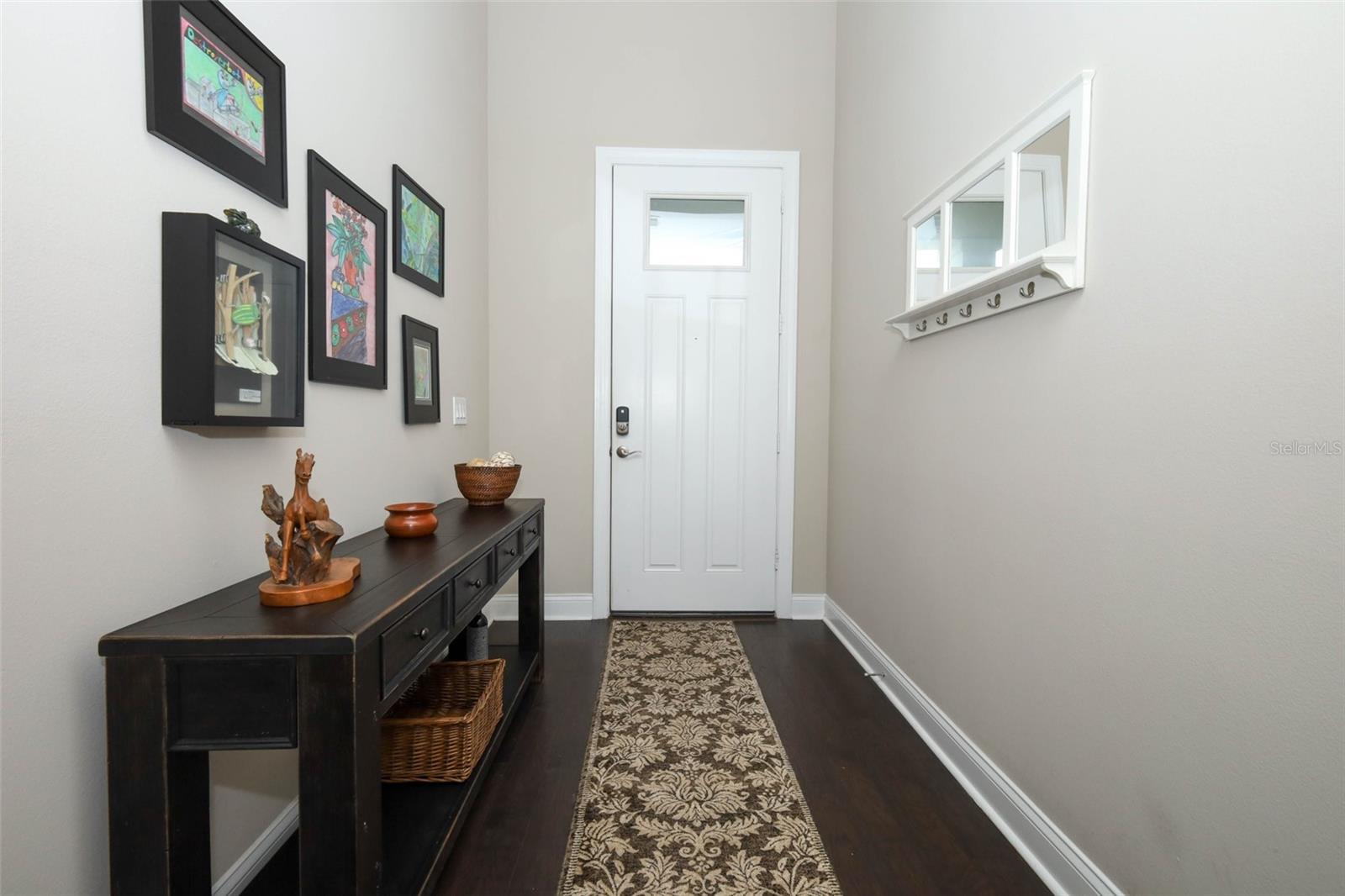 Image 5 of 78 For 203 Vine Street