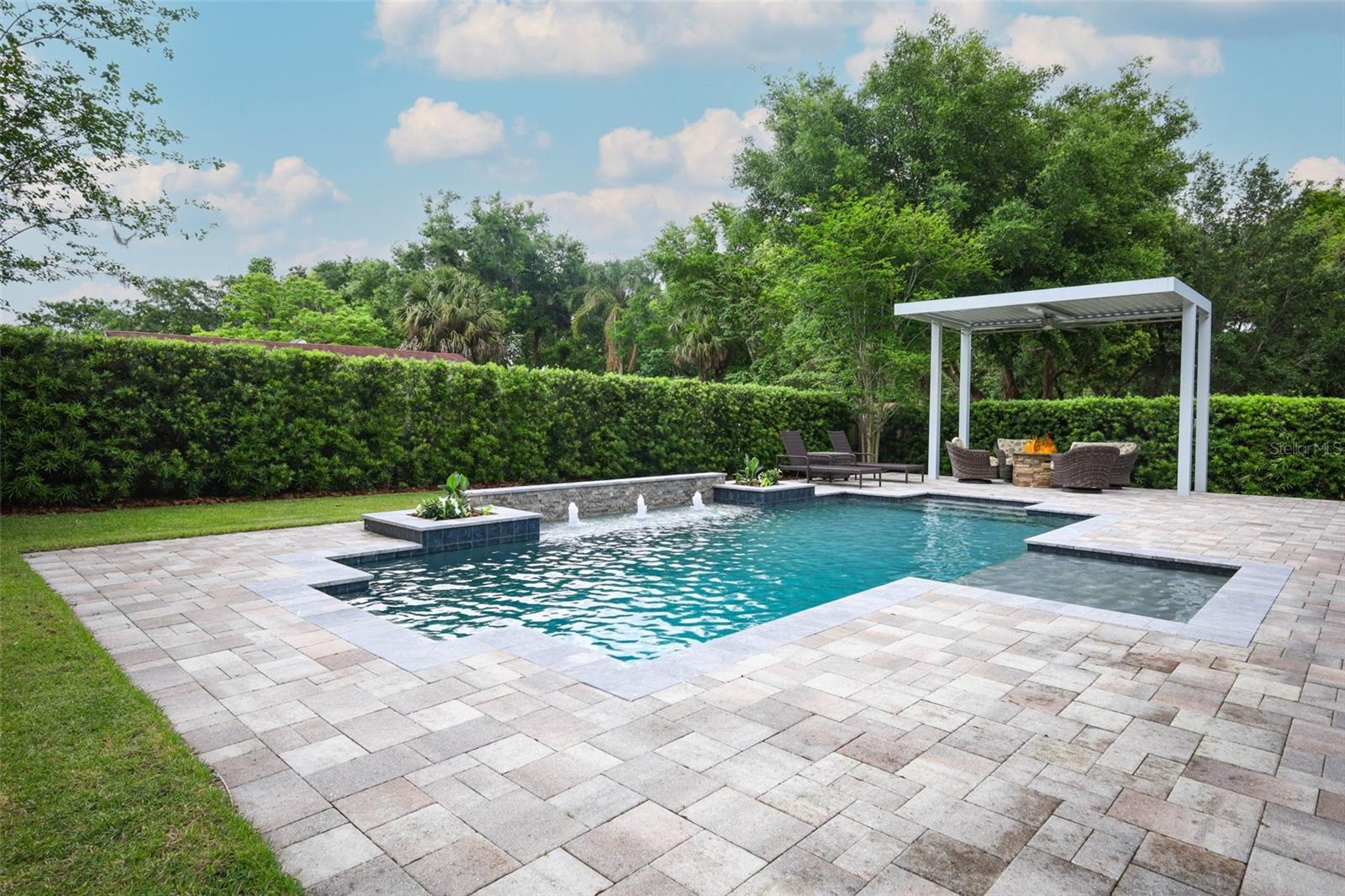 Image 50 of 78 For 203 Vine Street