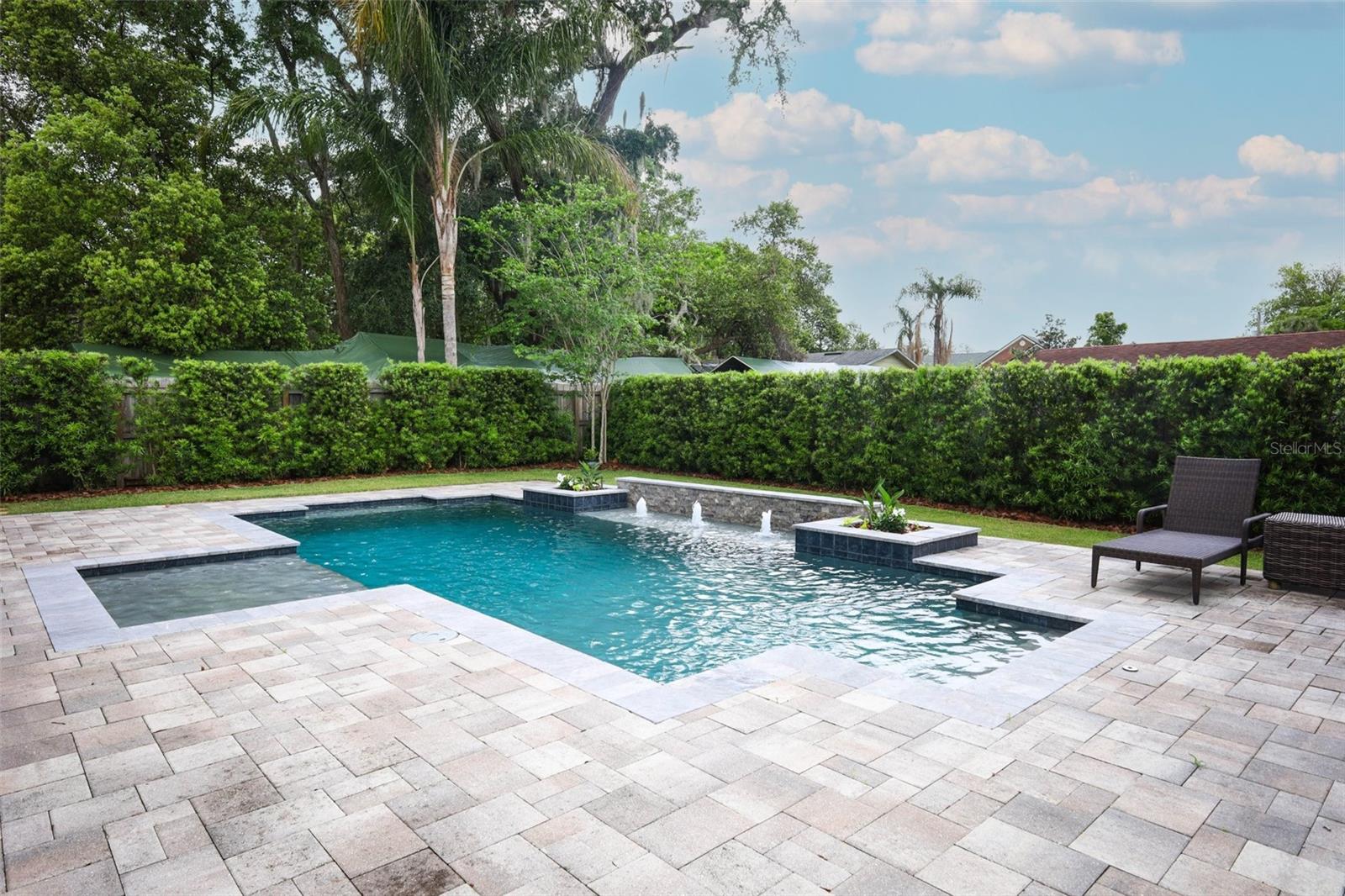 Image 53 of 78 For 203 Vine Street