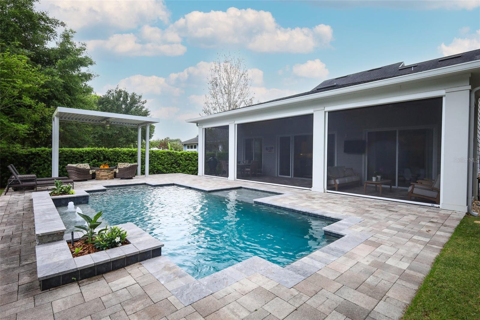 Image 55 of 78 For 203 Vine Street