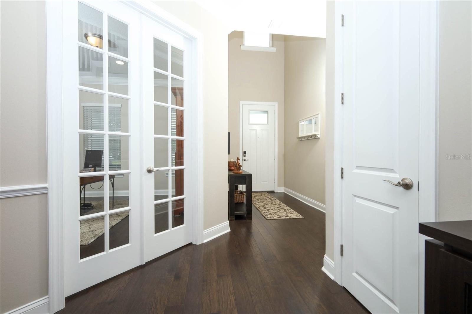 Image 6 of 78 For 203 Vine Street