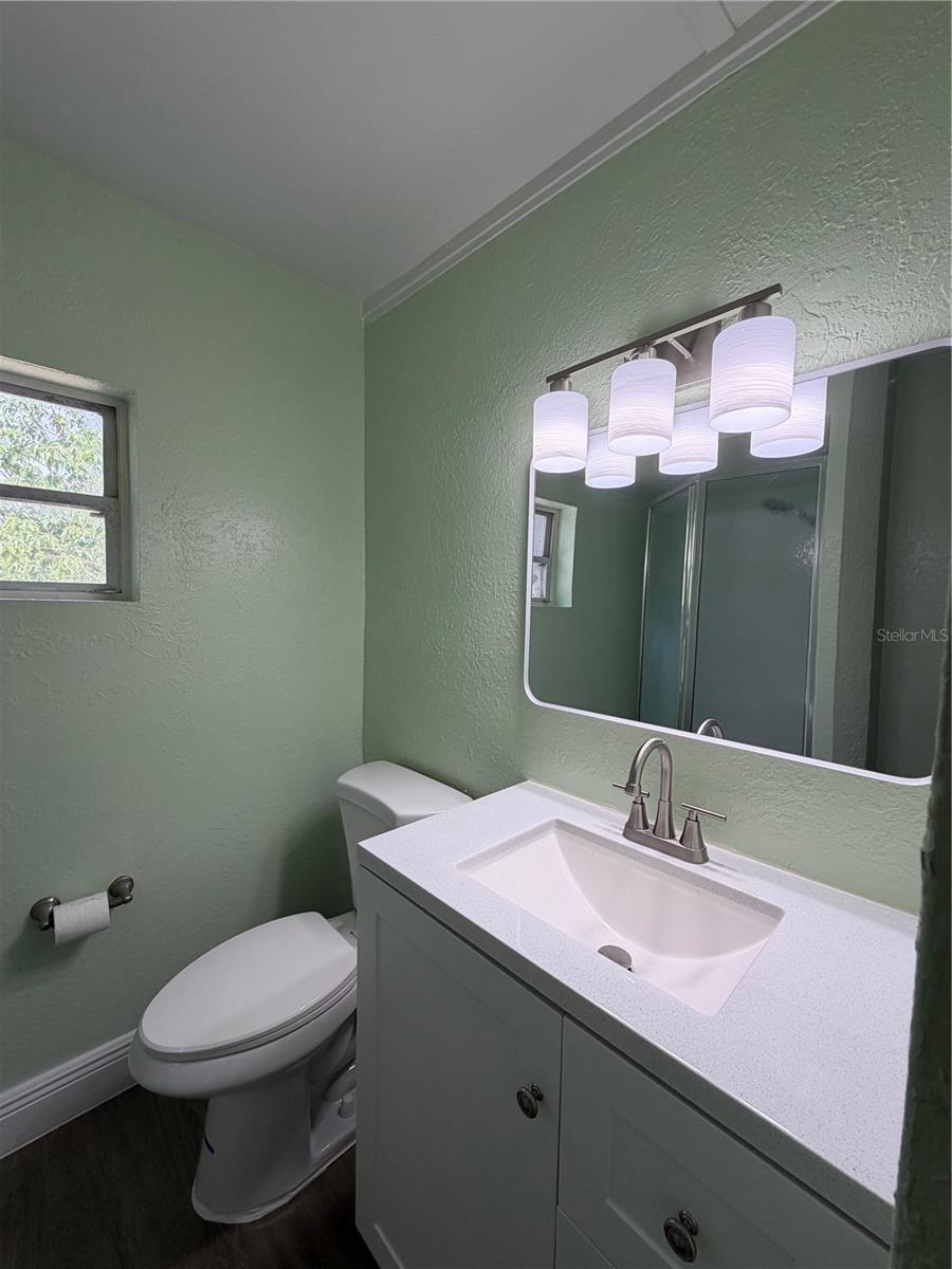 Image 22 of 49 For 1725 Fairview Shores Drive A